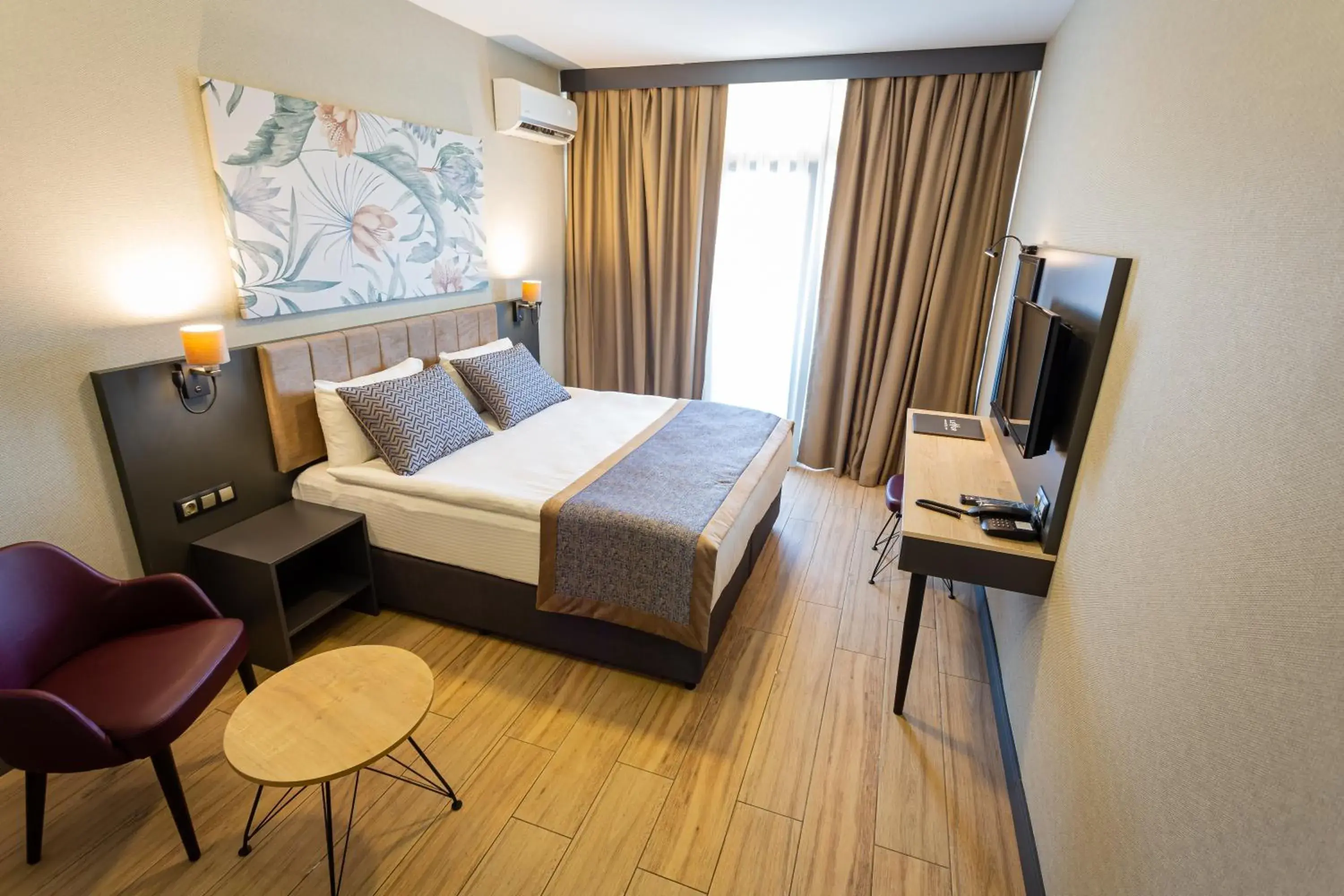 Deluxe Double Room in Levor Hotel Deluxe Double Room in Levor Hotel