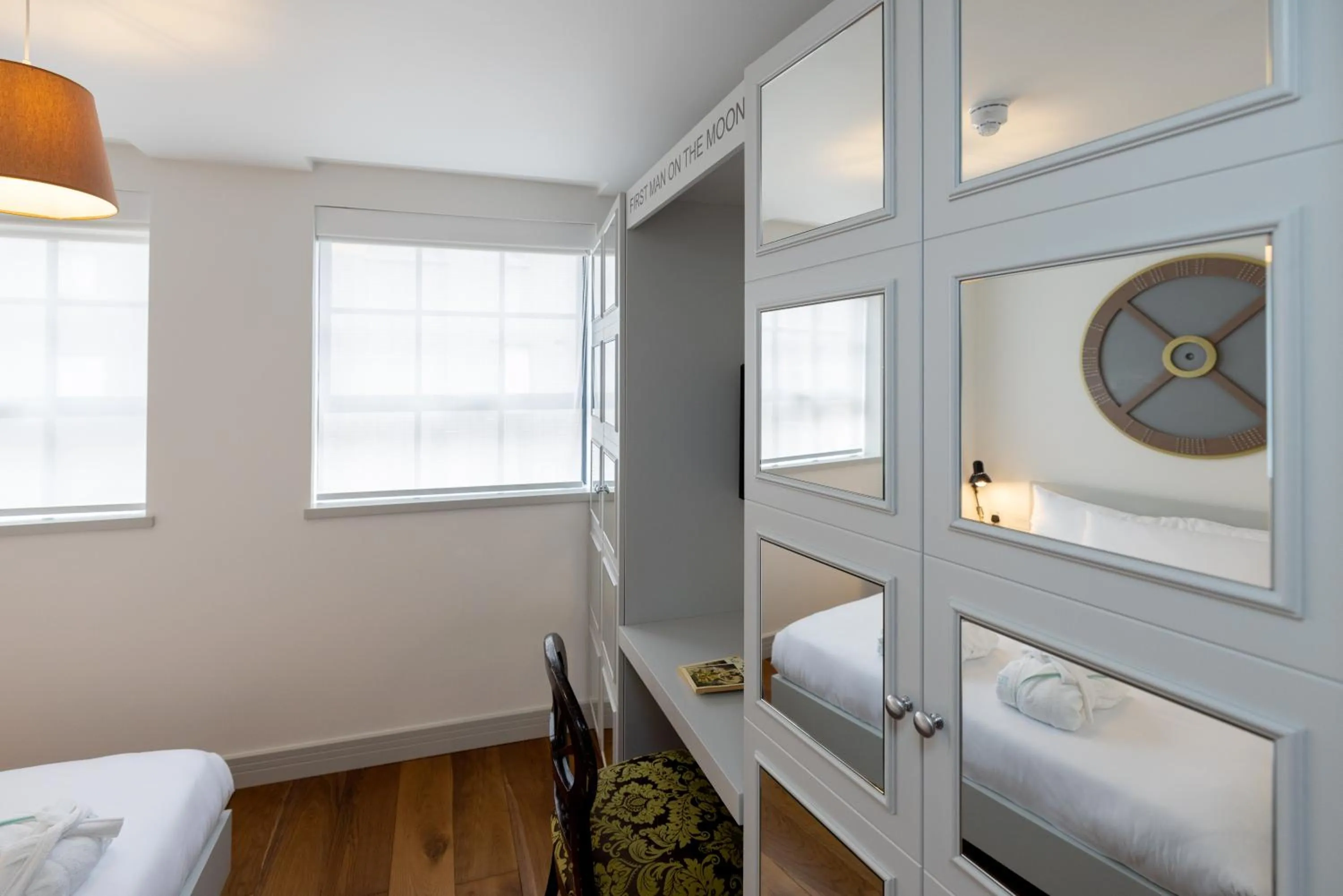 Bed in Limehouse Library Hotel