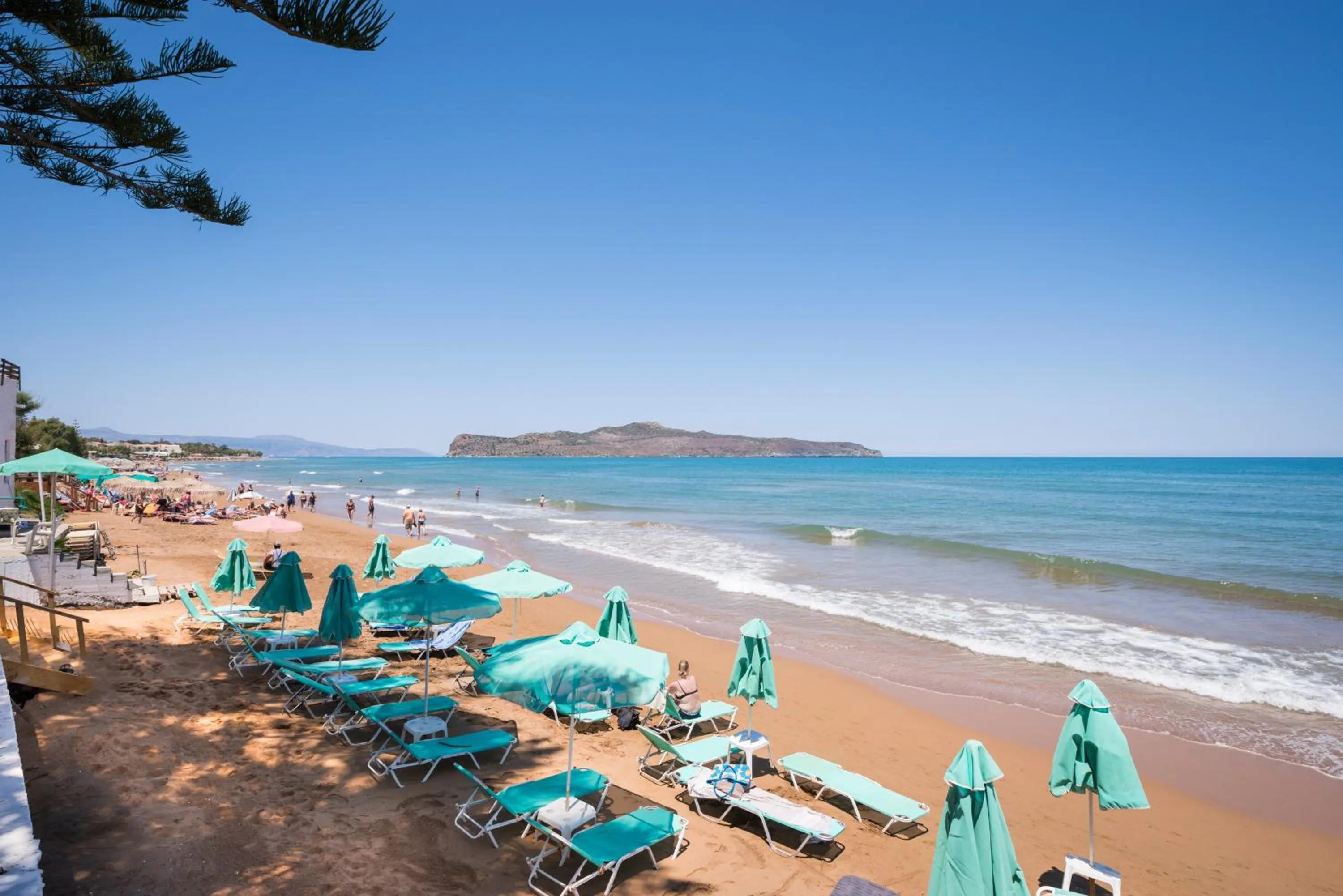 Snorkeling in Kristall Suites