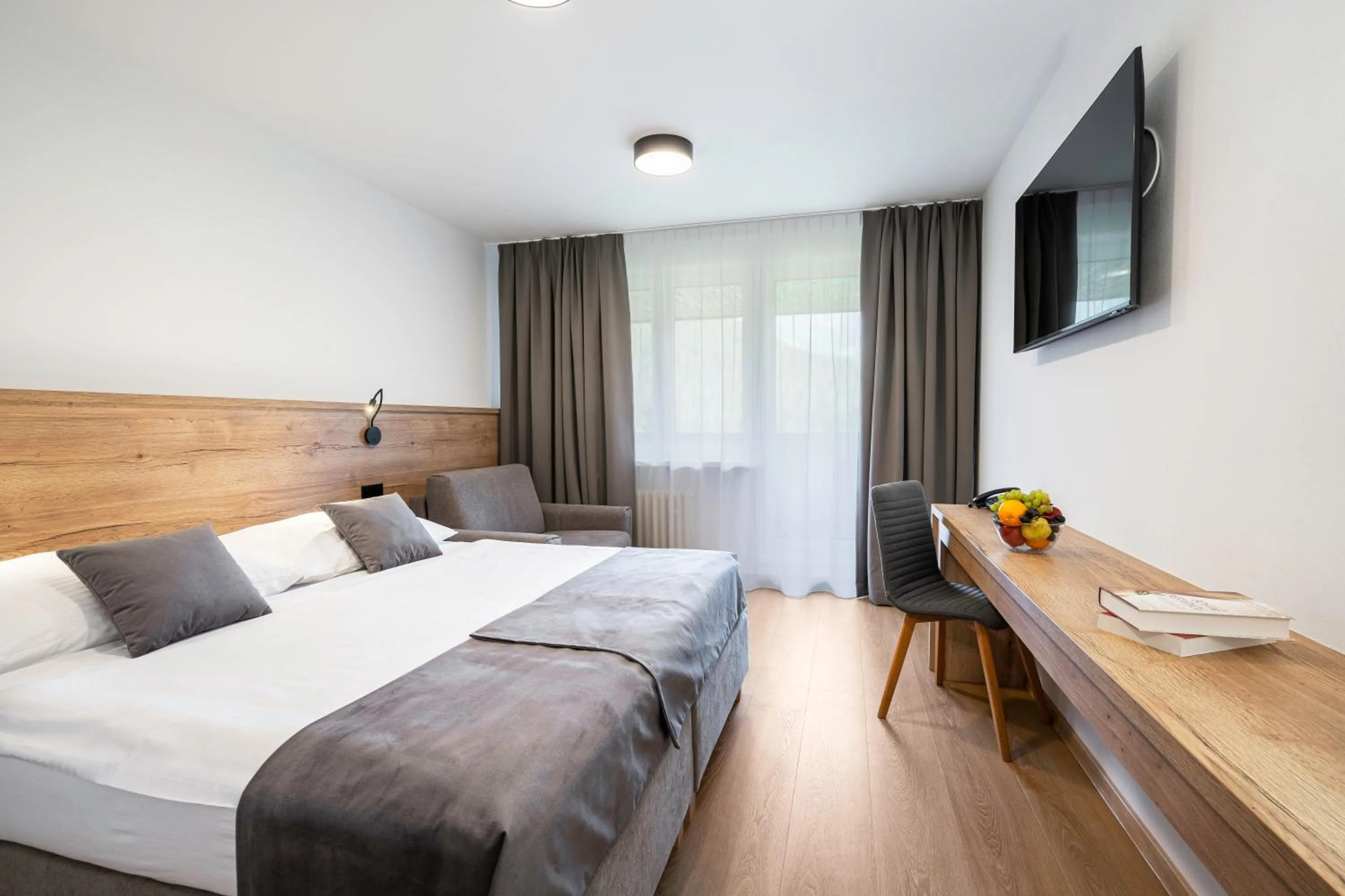 Balcony/Terrace, Bed in Wellness Hotel Repiska