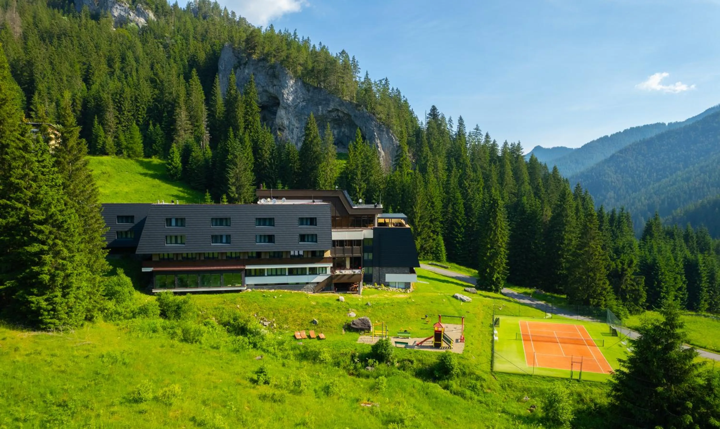 Property building in Wellness Hotel Repiska