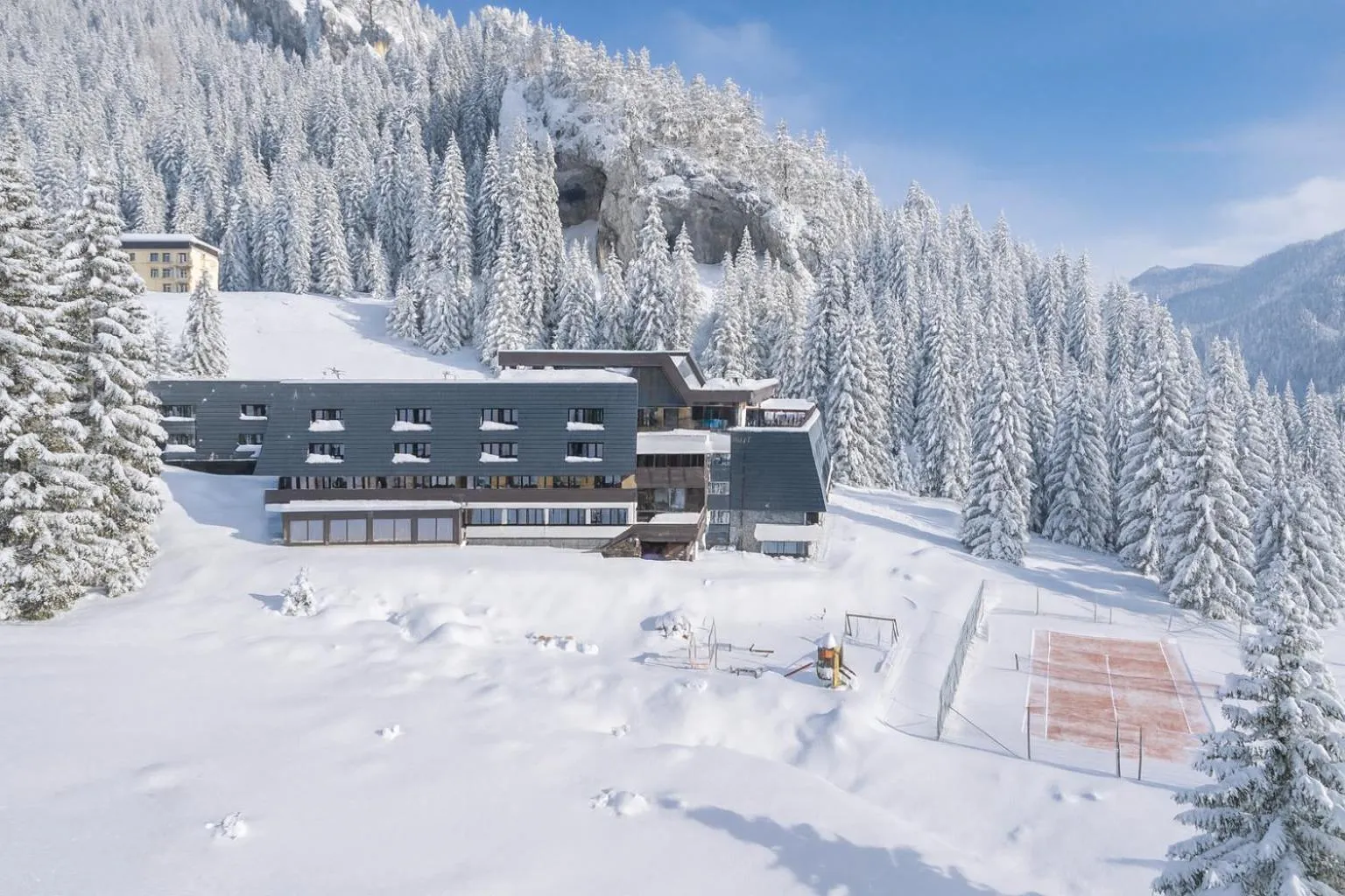 Property building in Wellness Hotel Repiska