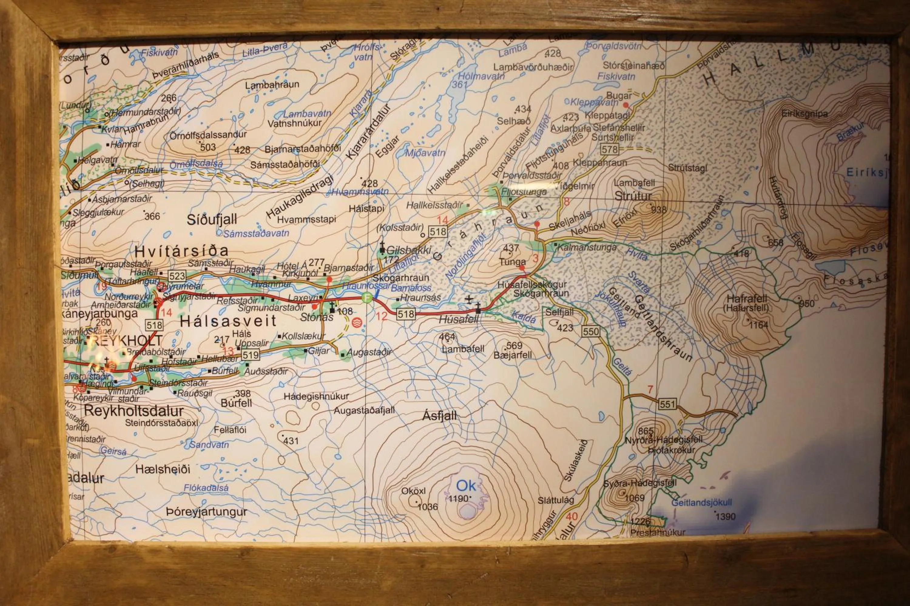 Property logo or sign in Hótel Á