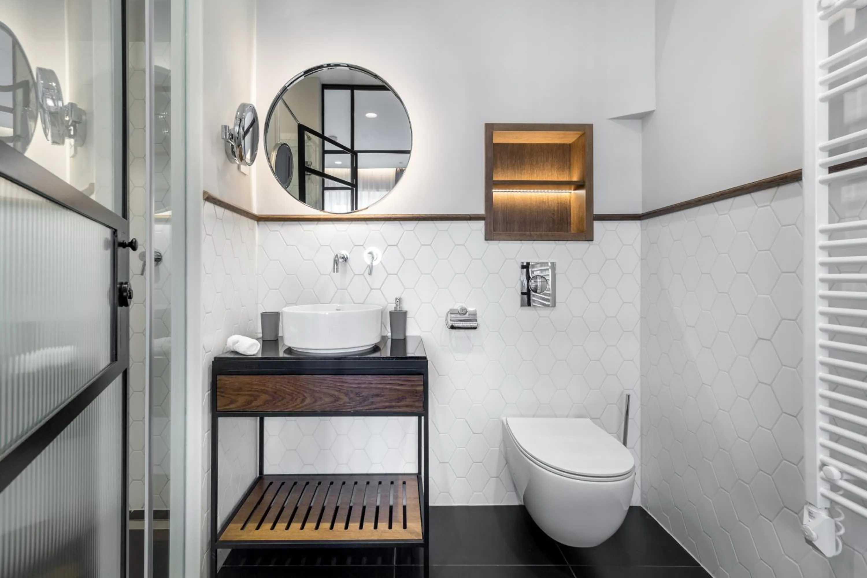 Bathroom in Budapest Eye- Boutique Suites, by BQA