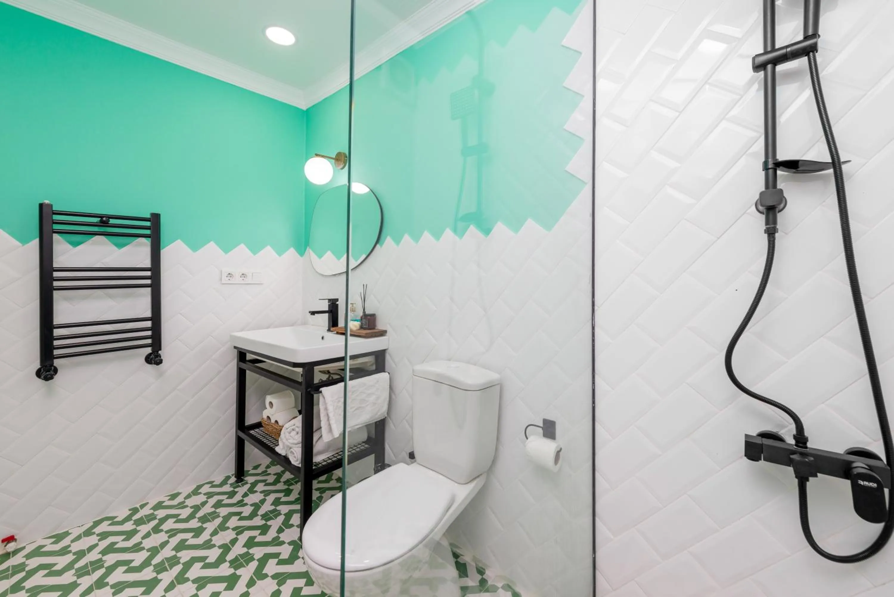 Bathroom in Dualis Hotel