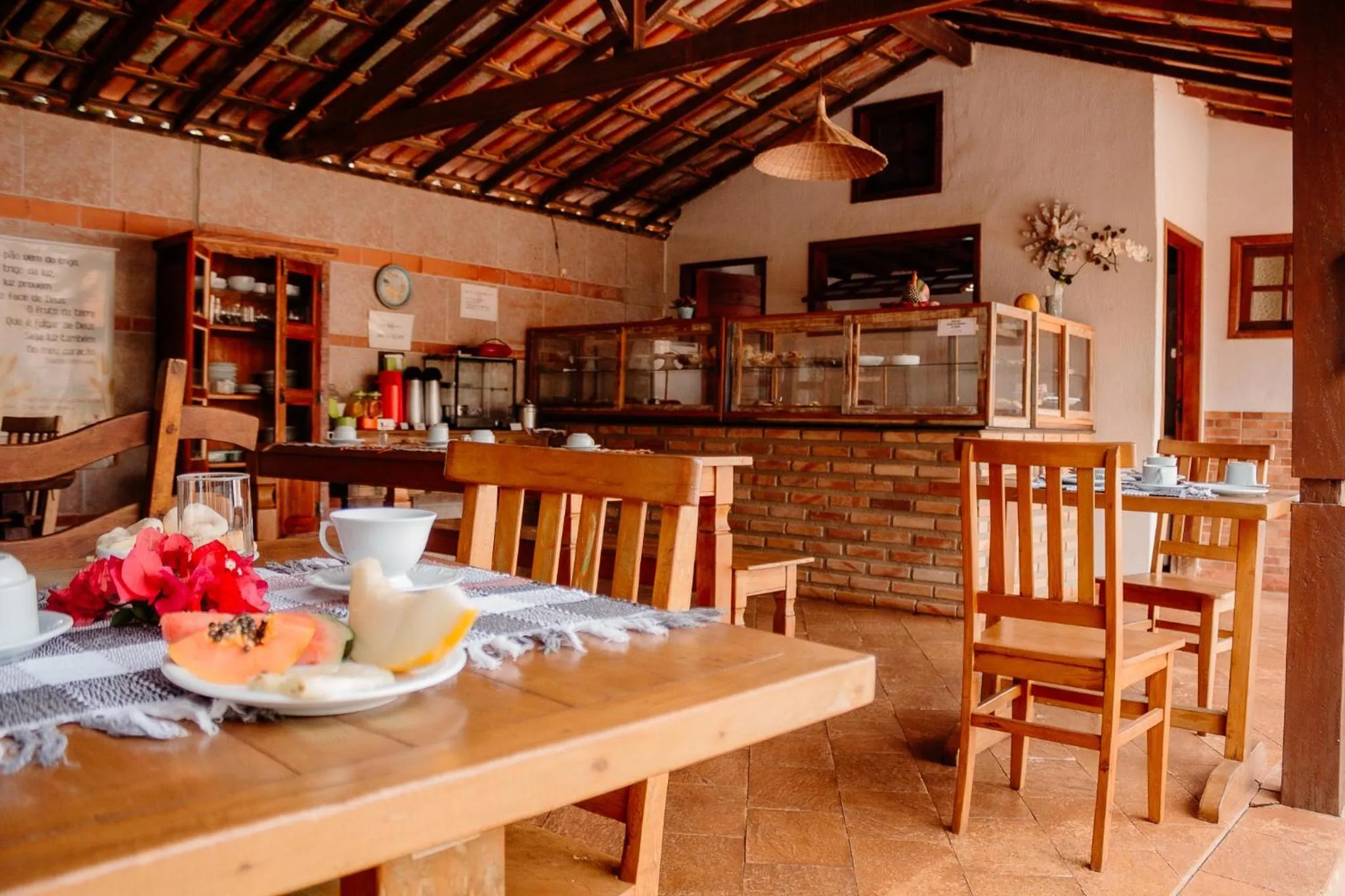 Restaurant/places to eat in Pousada Adega Cipo