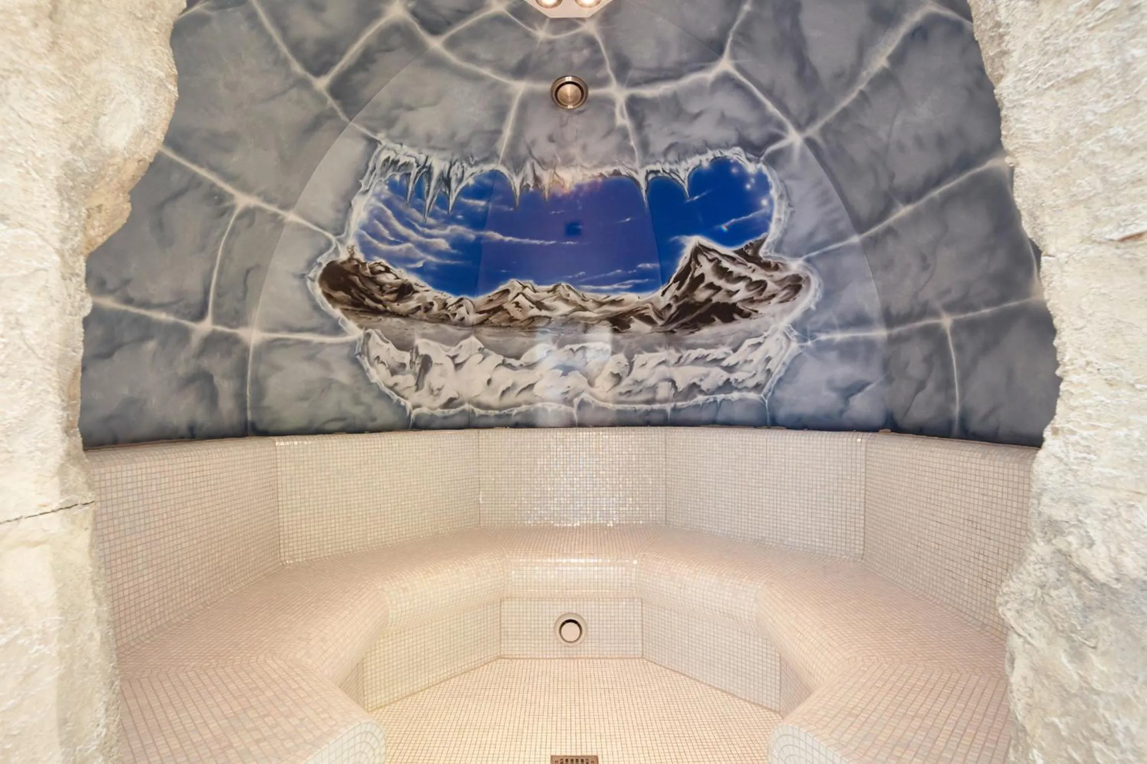 Sauna in Das Alpenhaus Gasteinertal