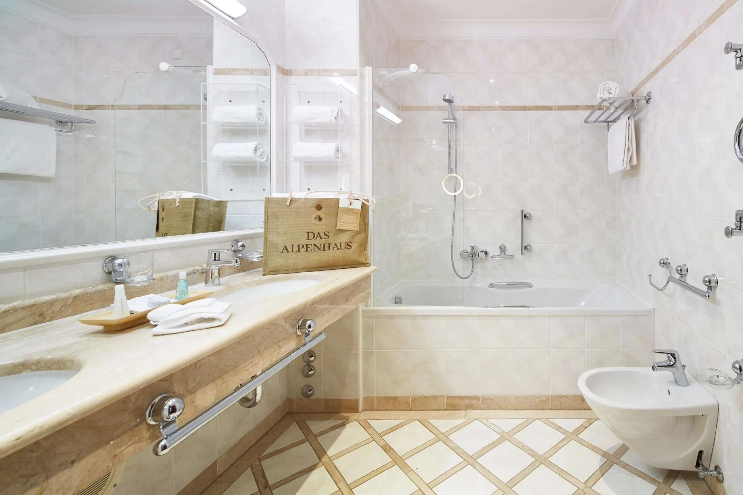 Bathroom in Das Alpenhaus Gasteinertal