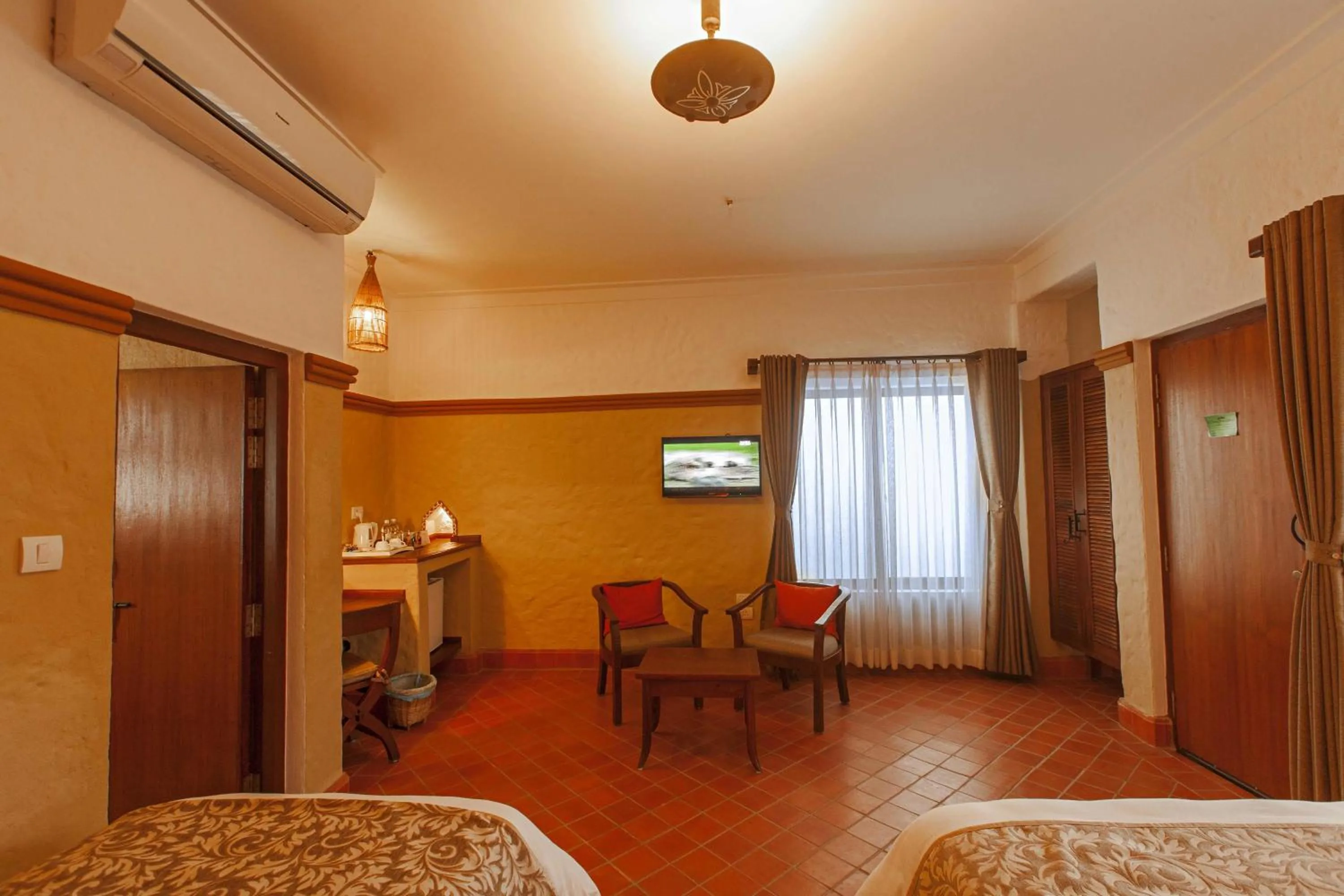 TV and multimedia, Bed in Green Park Chitwan