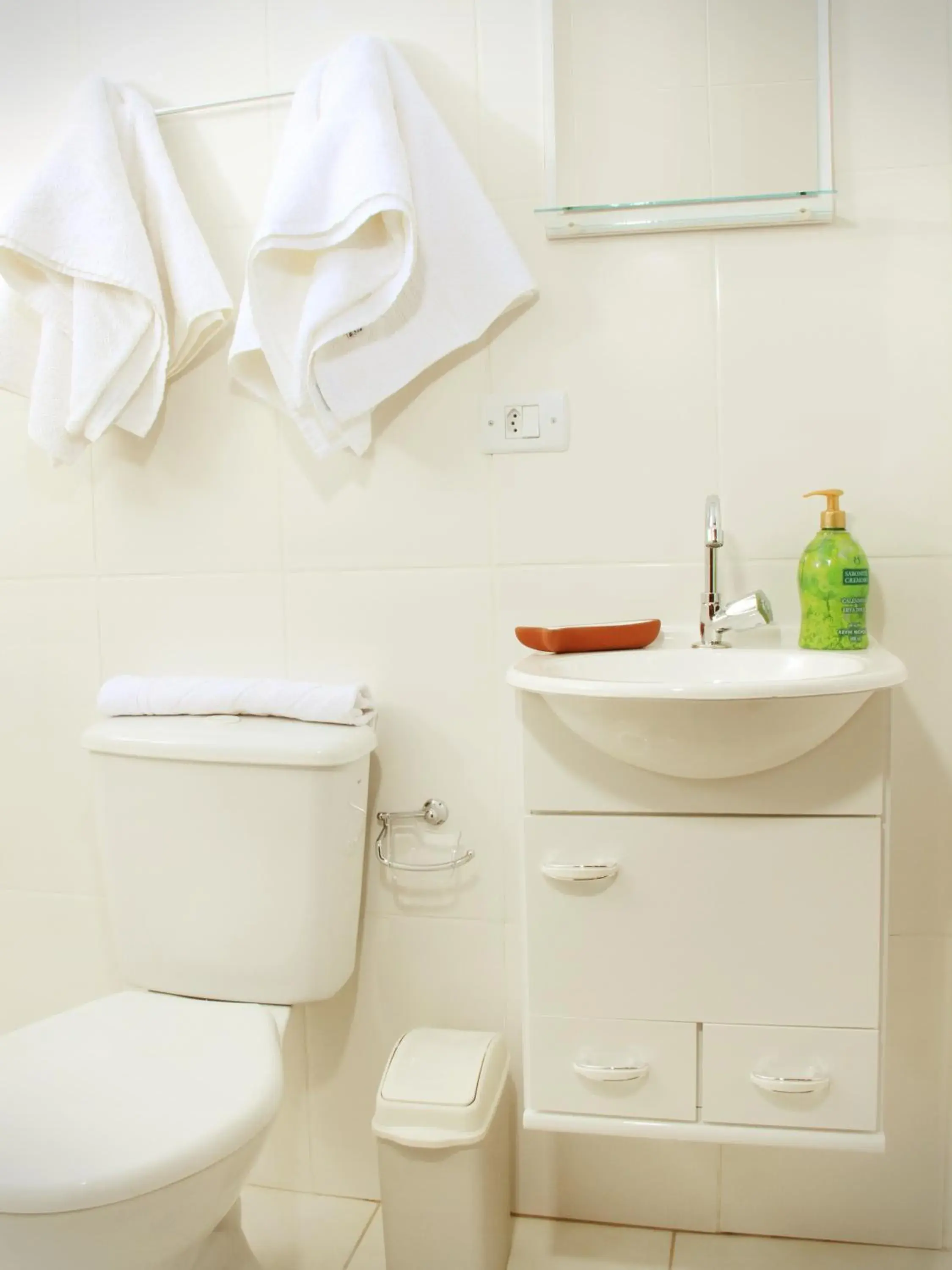 Comfort Double or Twin Room - single occupancy in Residence Barueri Comfort Double or Twin Room - single occupancy in Residence Barueri