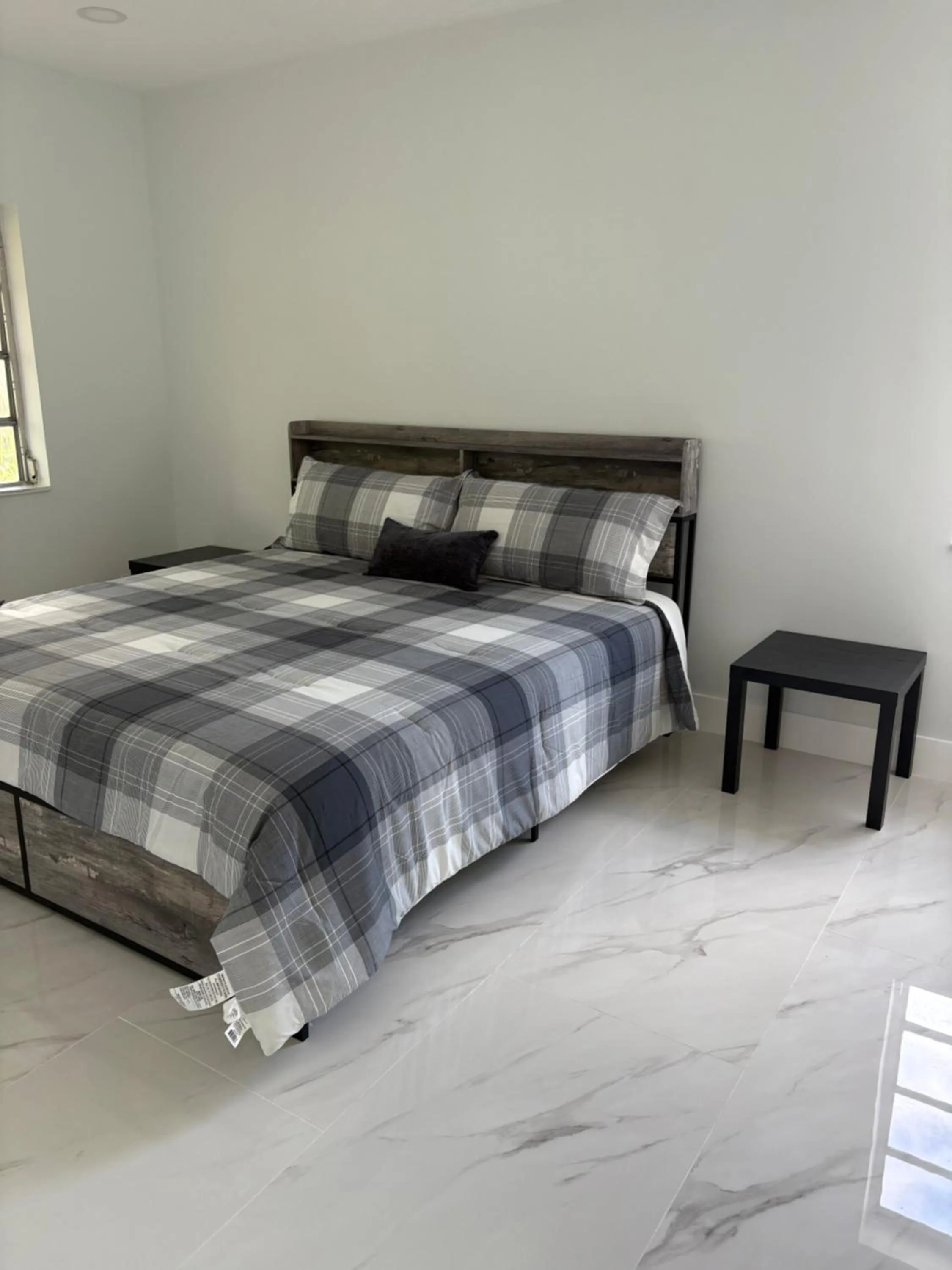 Bed in OCEANS 735 of DEERFIELD BEACH