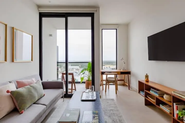 TV and multimedia in San Francisco by Andiani Travel