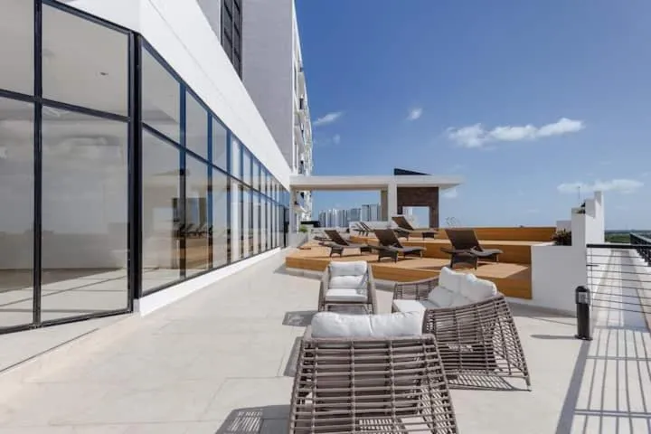 Property building in San Francisco by Andiani Travel