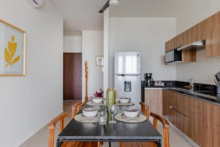 Kitchen or kitchenette in San Francisco by Andiani Travel