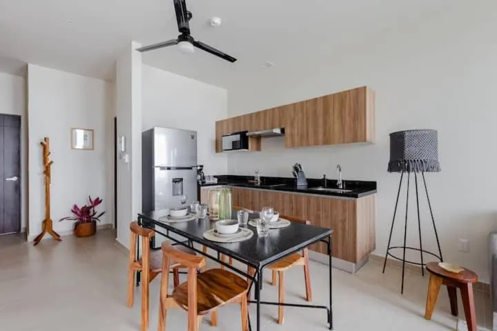 Kitchen or kitchenette in San Francisco by Andiani Travel