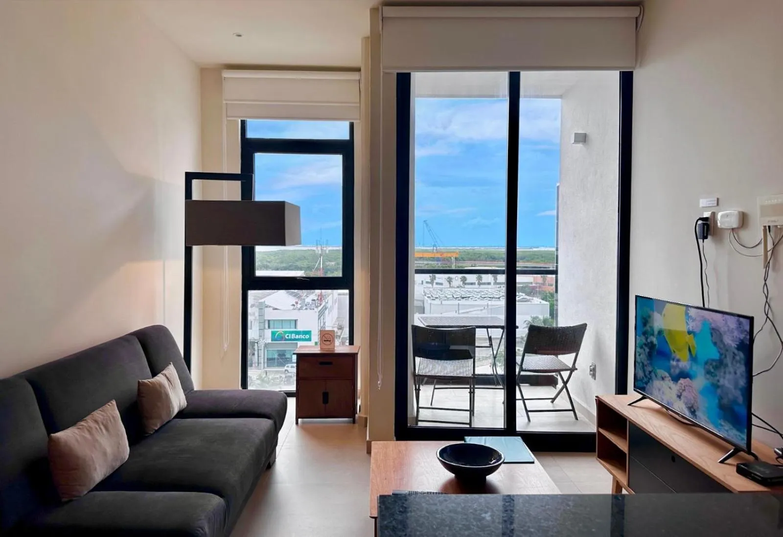 TV and multimedia in San Francisco by Andiani Travel