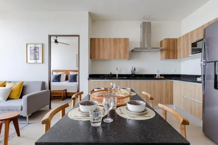 Kitchen or kitchenette in San Francisco by Andiani Travel