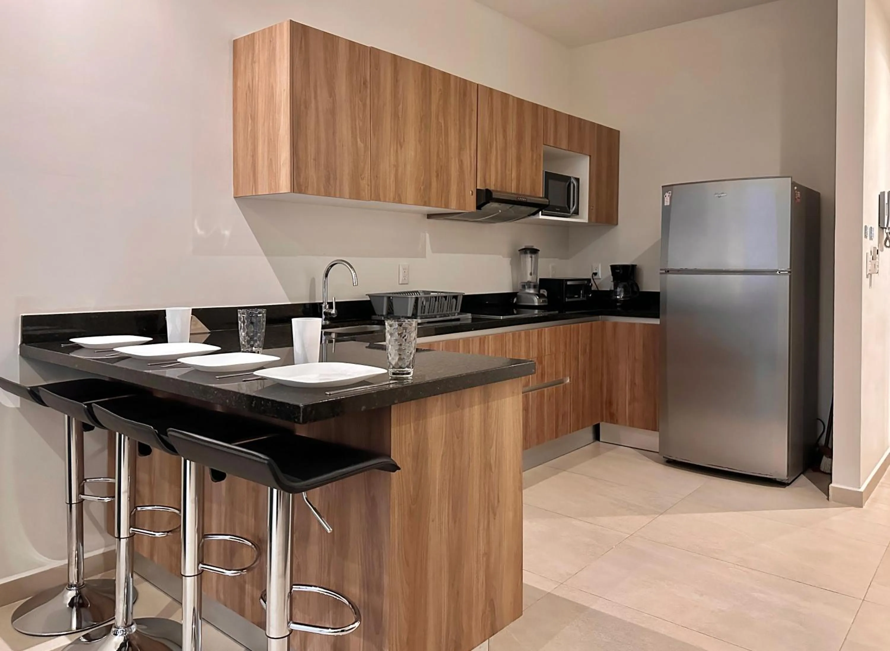 Kitchen or kitchenette in San Francisco by Andiani Travel