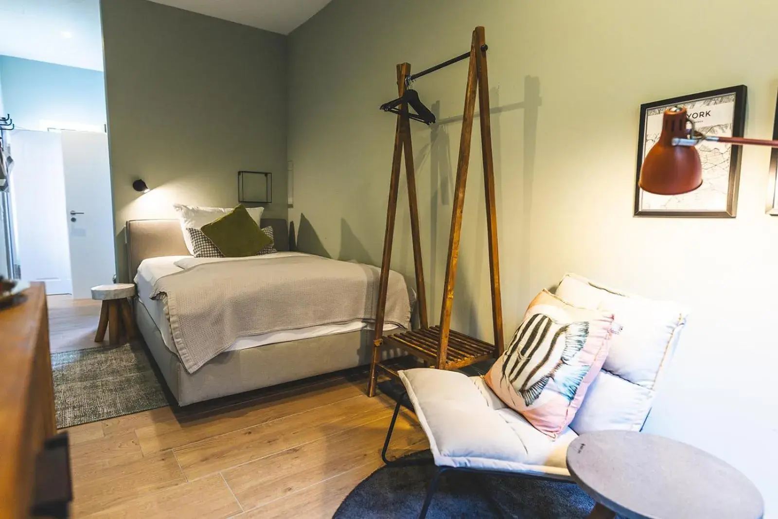 Single Room in Boutique Hotel LANDHAUSZEIT Single Room in Boutique Hotel LANDHAUSZEIT