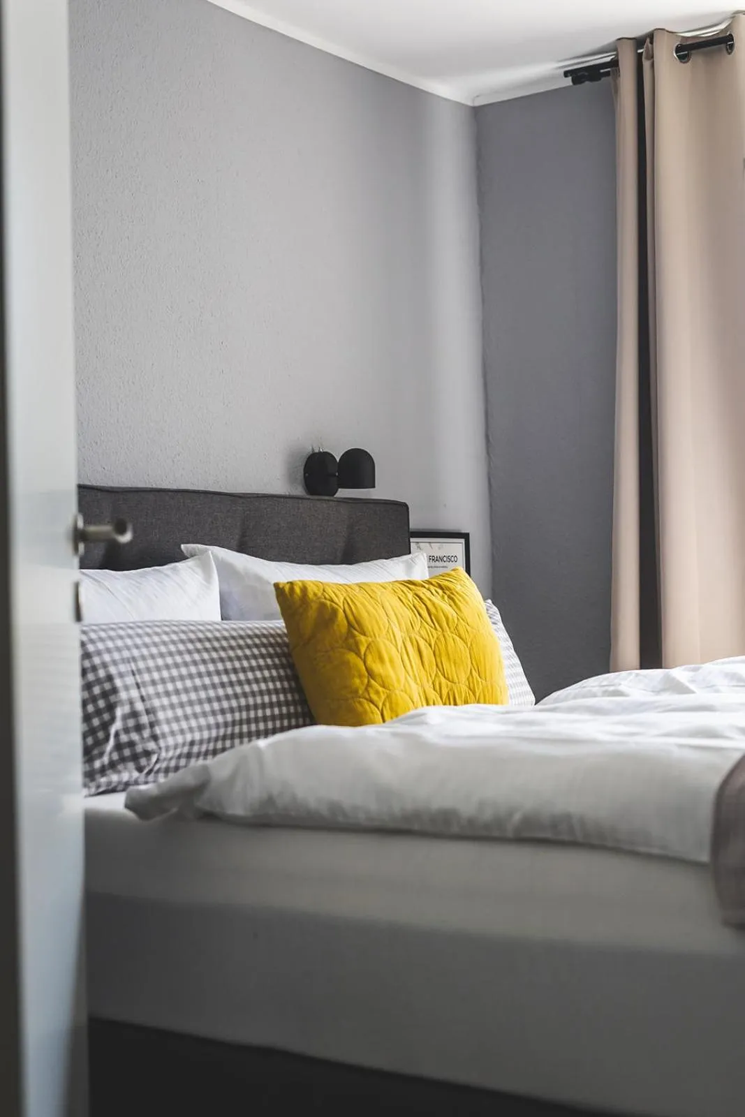 Bedroom, Bed in Boutique Hotel LANDHAUSZEIT