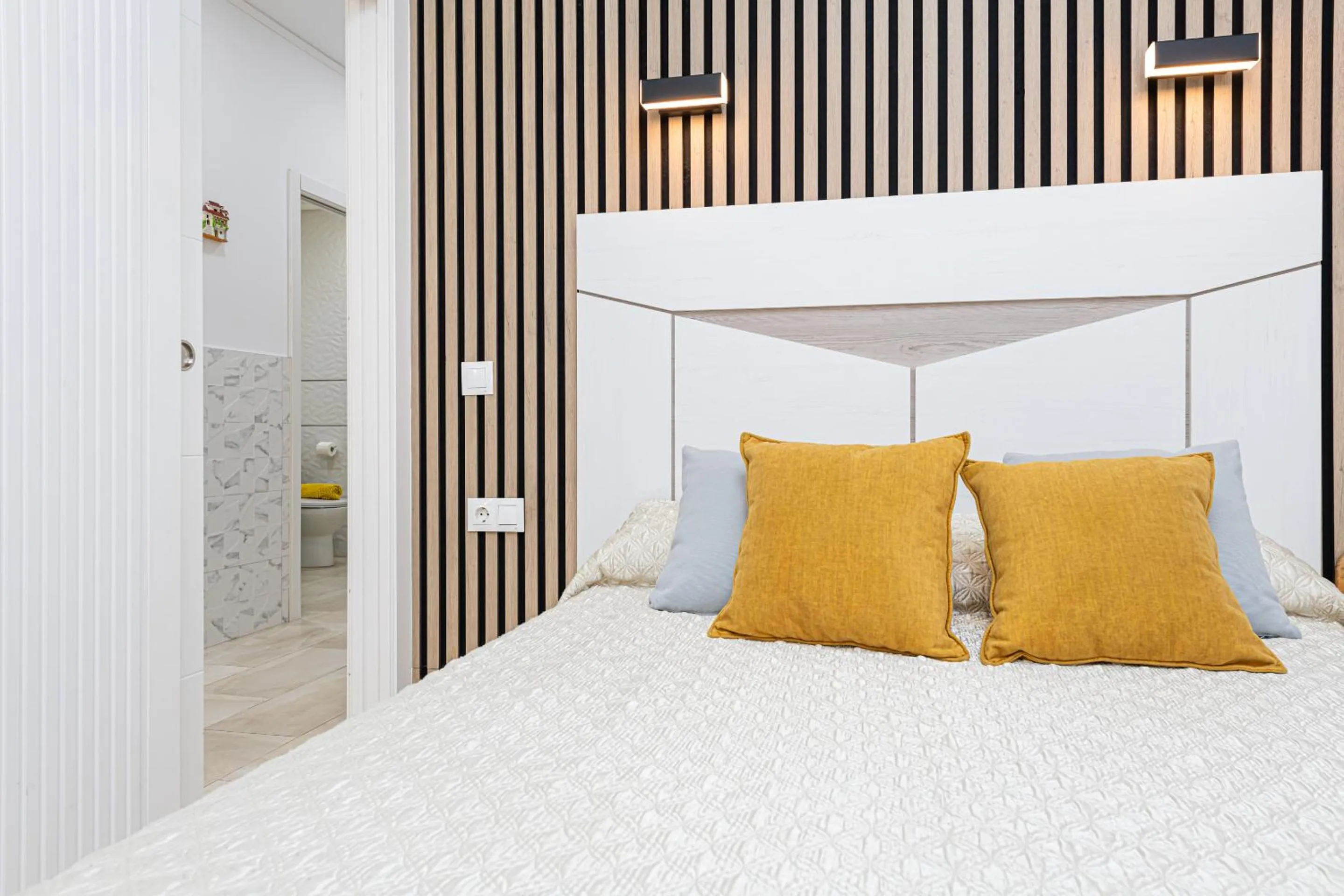 Bedroom, Bed in Luxury Home Poseidon