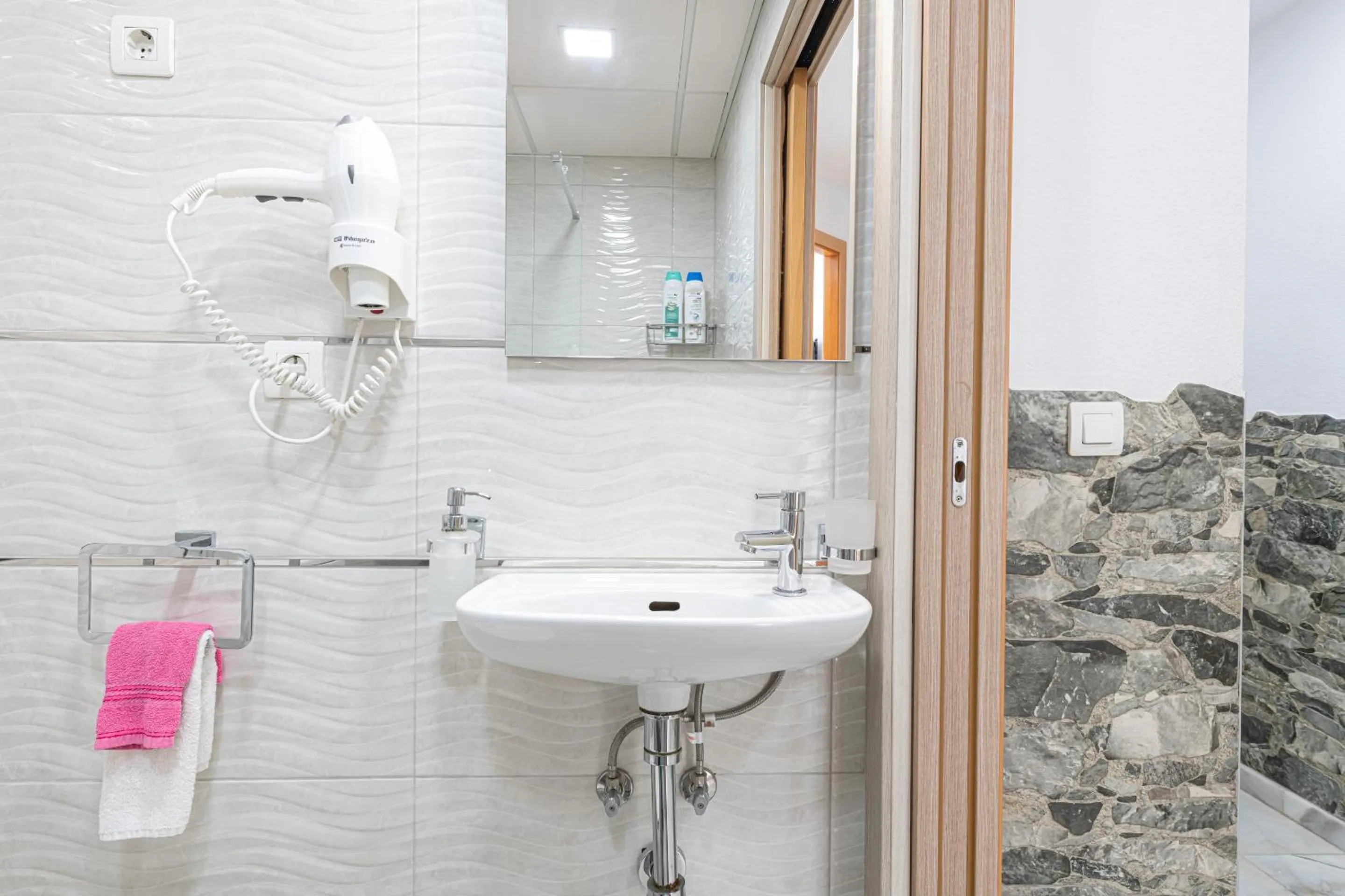 Bathroom in Luxury Home Poseidon