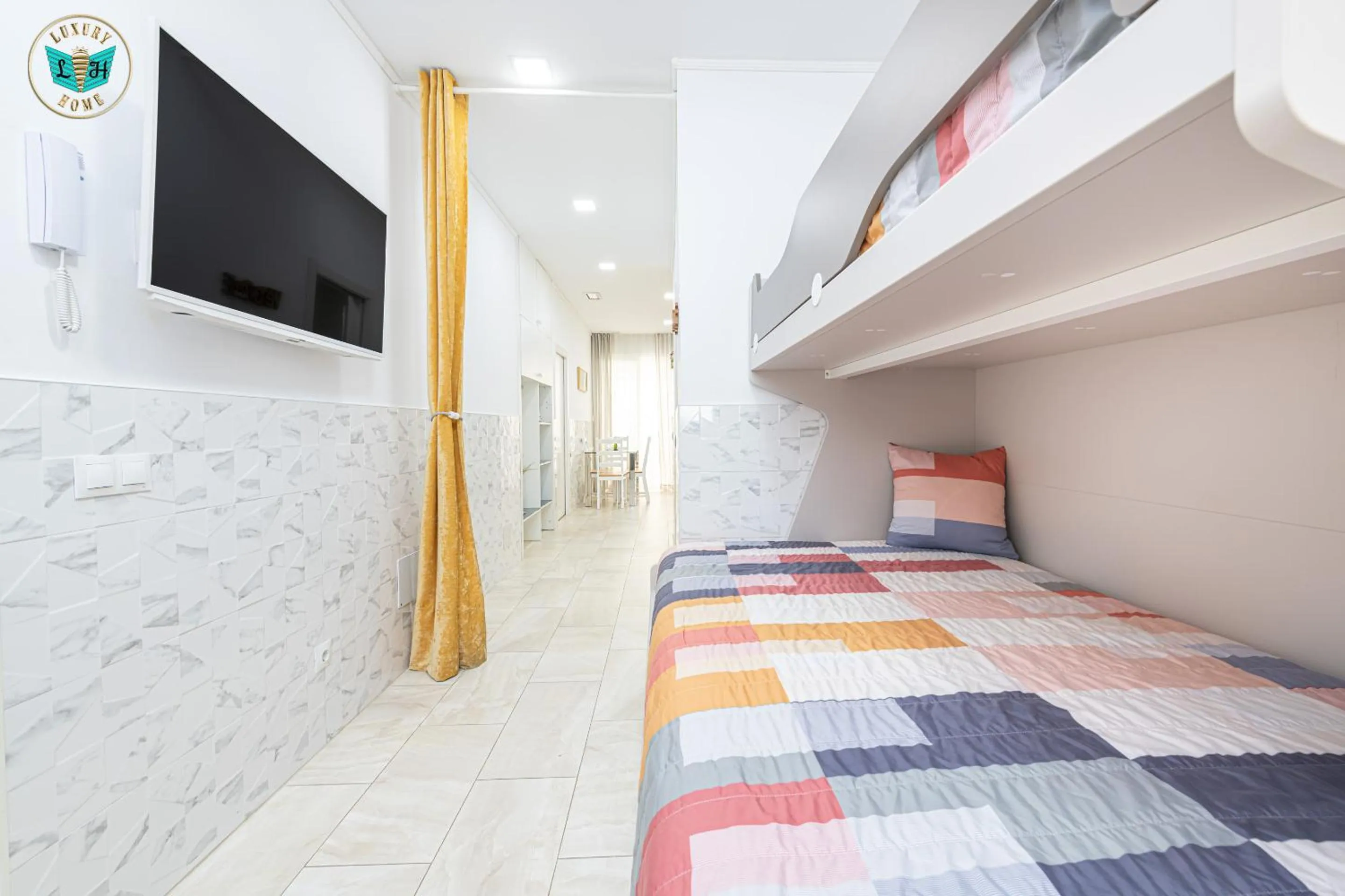 Bedroom, Bed in Luxury Home Poseidon