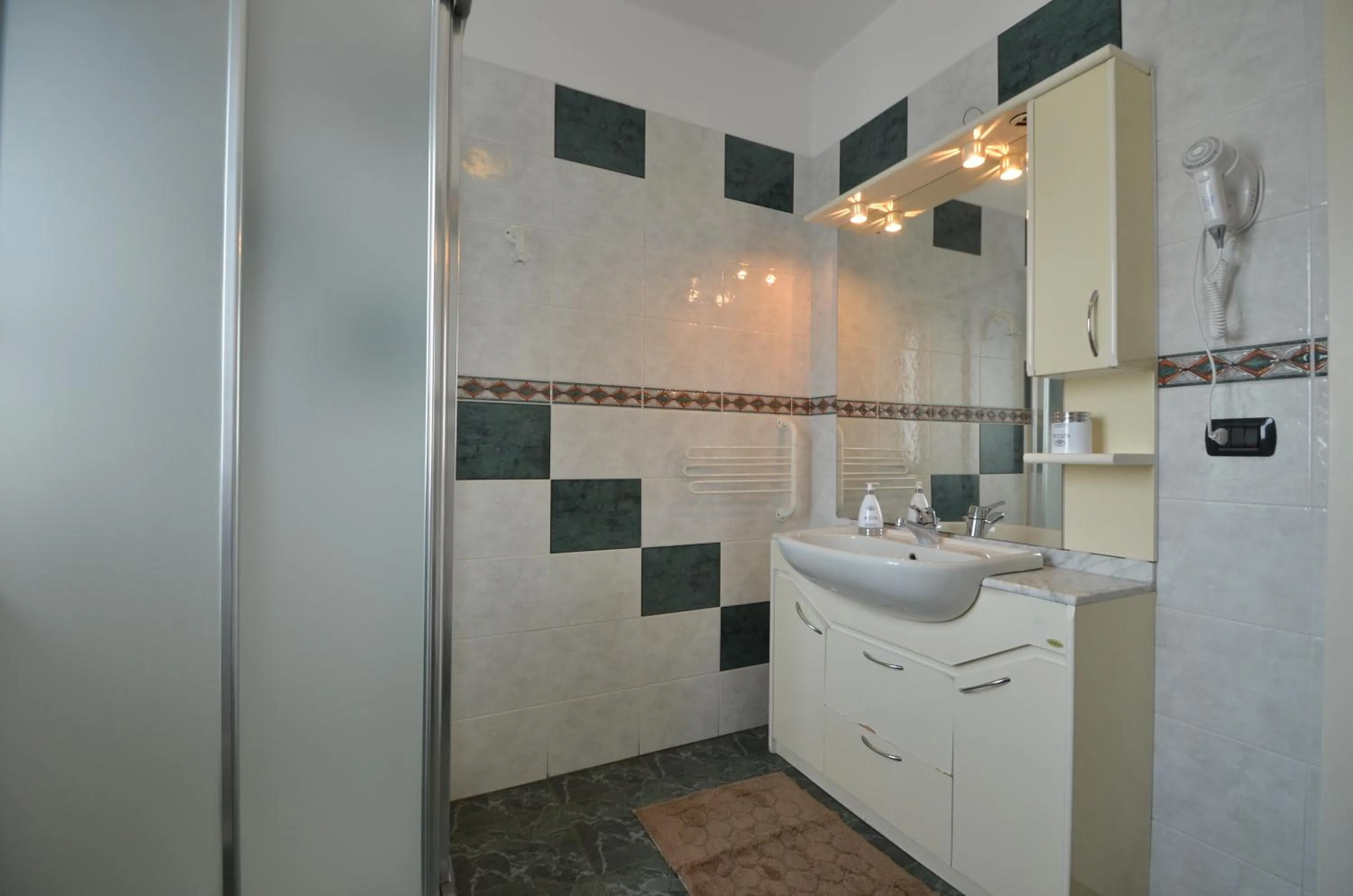 Bathroom in Hotel Residenza Delle Alpi