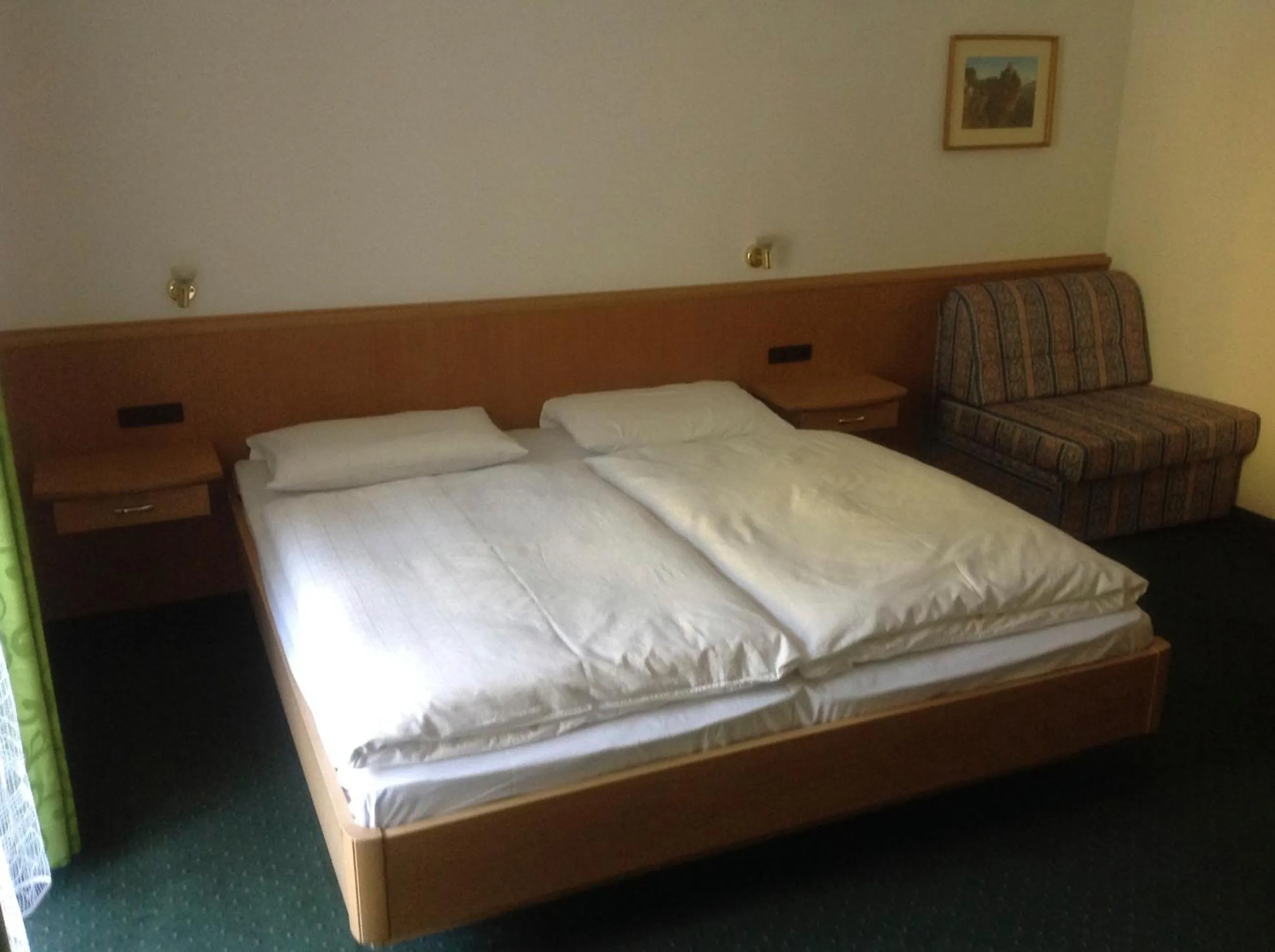 Bed in Gasthof Bundschen