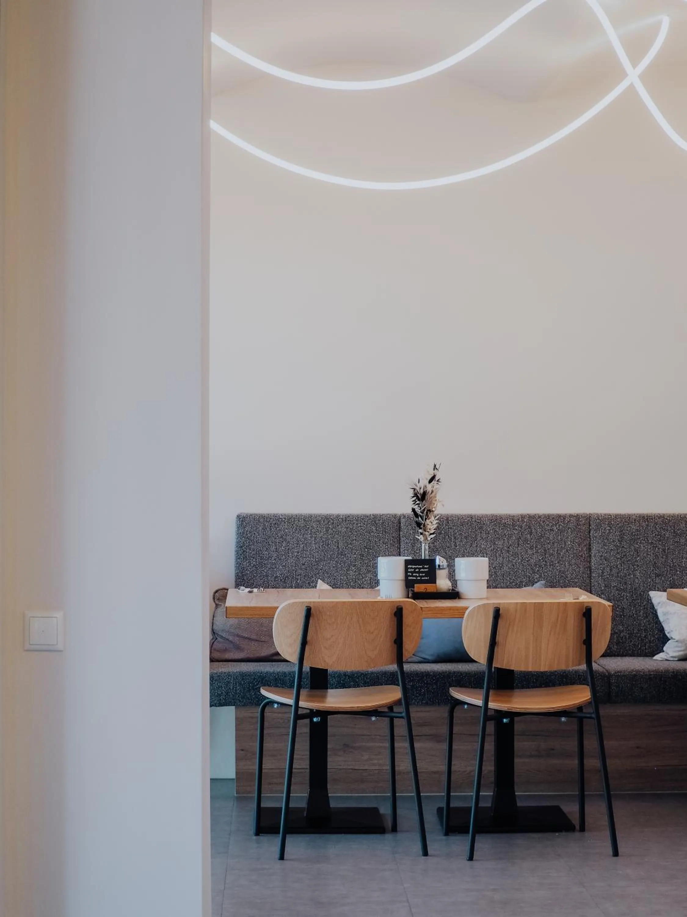 Breakfast in Levy's Rooms & Breakfast