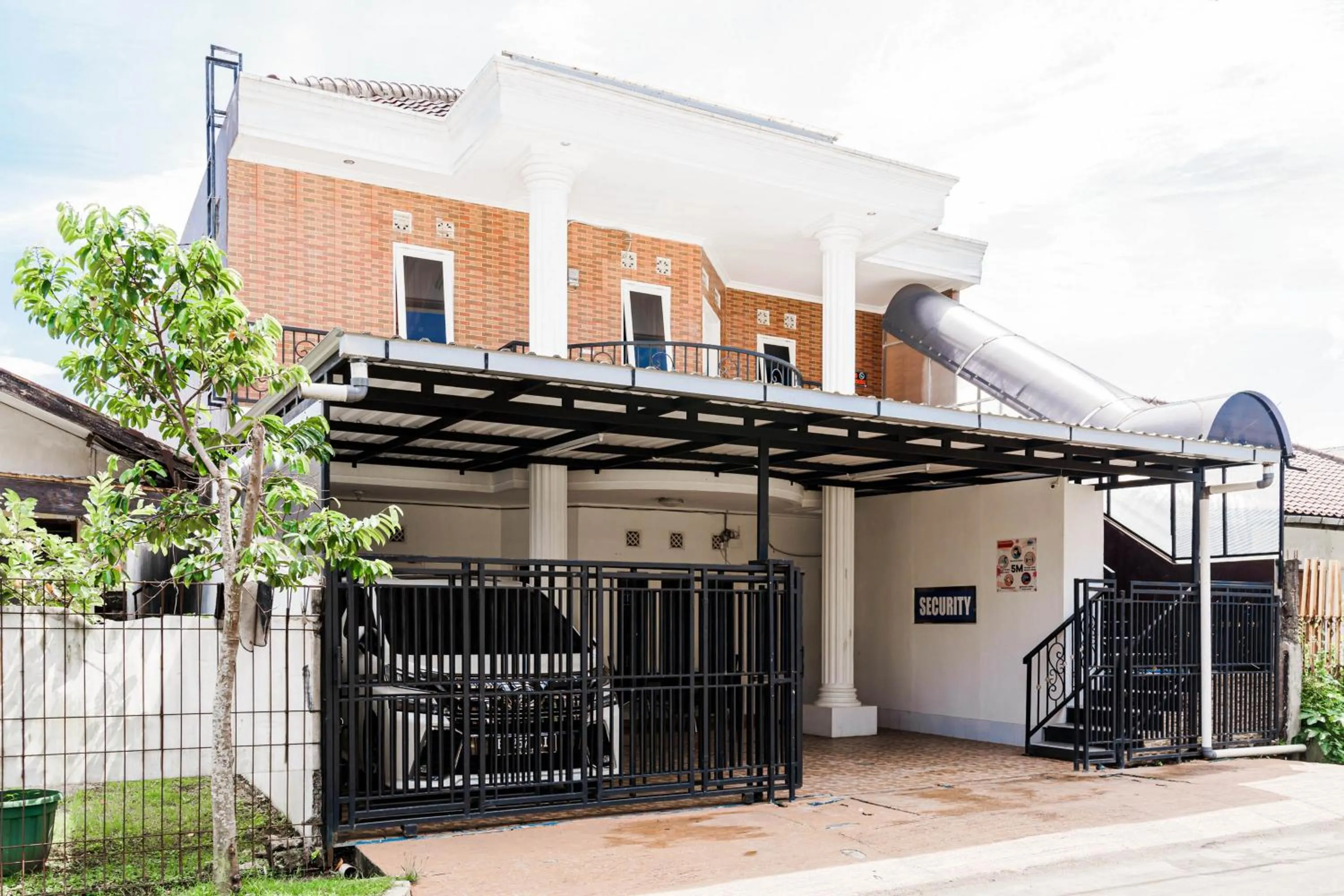 Fast Hous Syariah Bogor Mitra RedDoorz