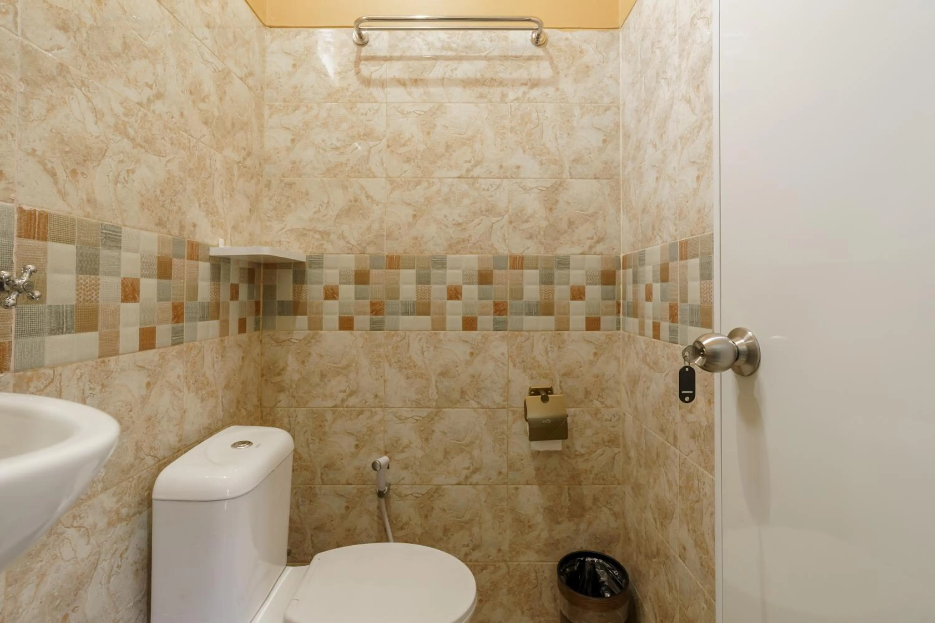 Bathroom in Fast Hous Syariah Bogor Mitra RedDoorz