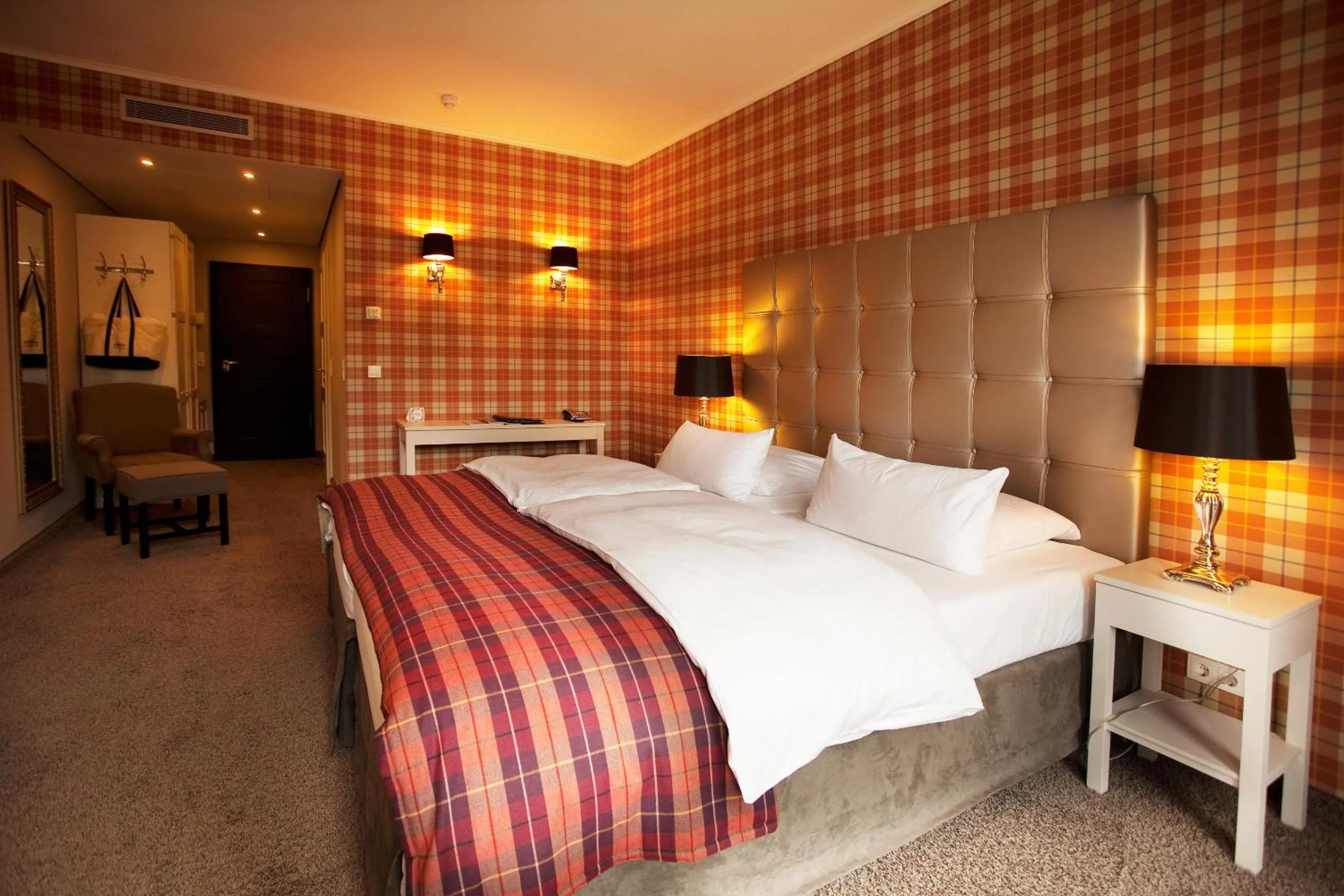 Photo of the whole room, Bed in Schloss Basthorst