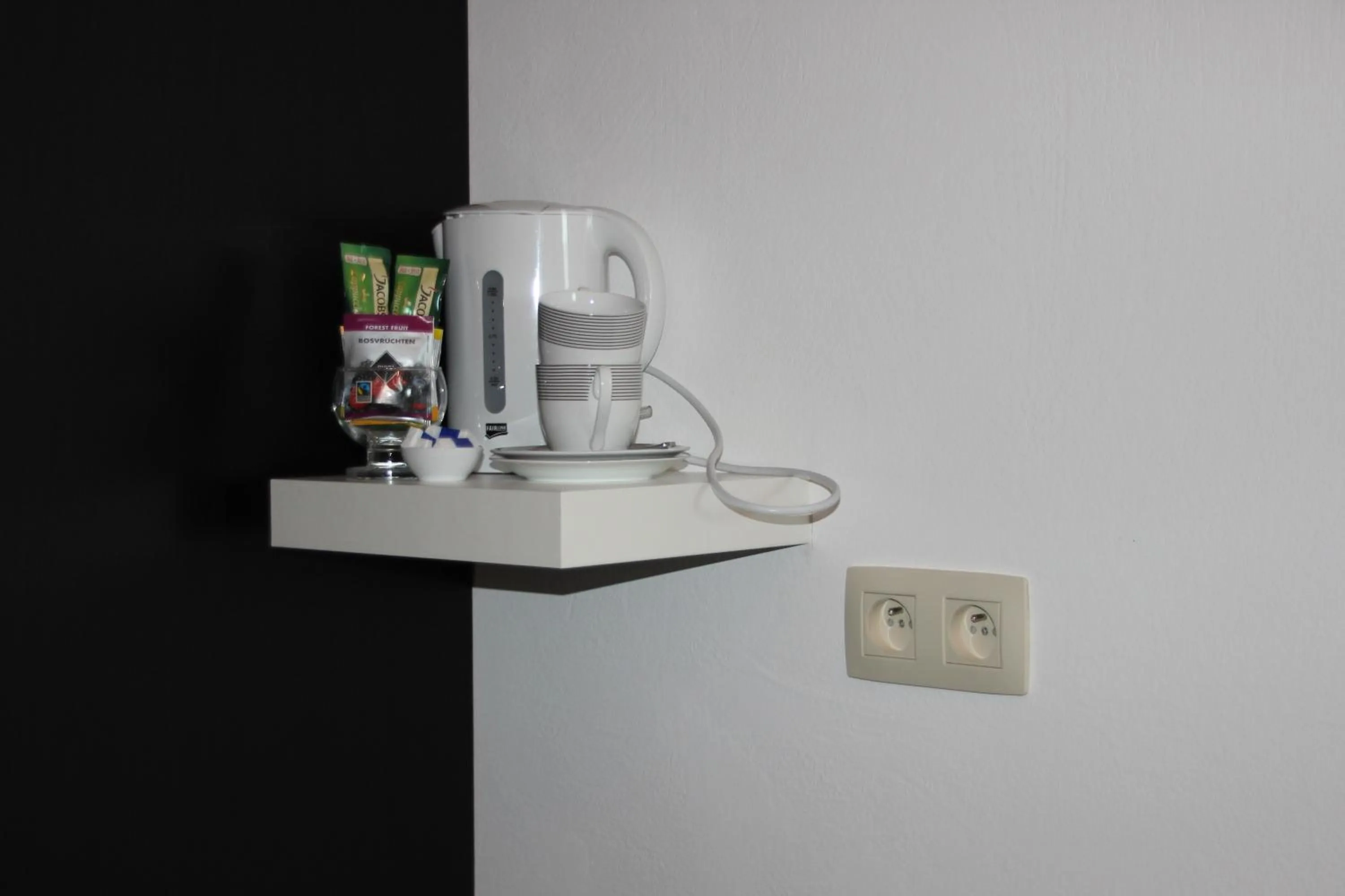 Coffee/tea facilities in B&B V.K. PGmbH