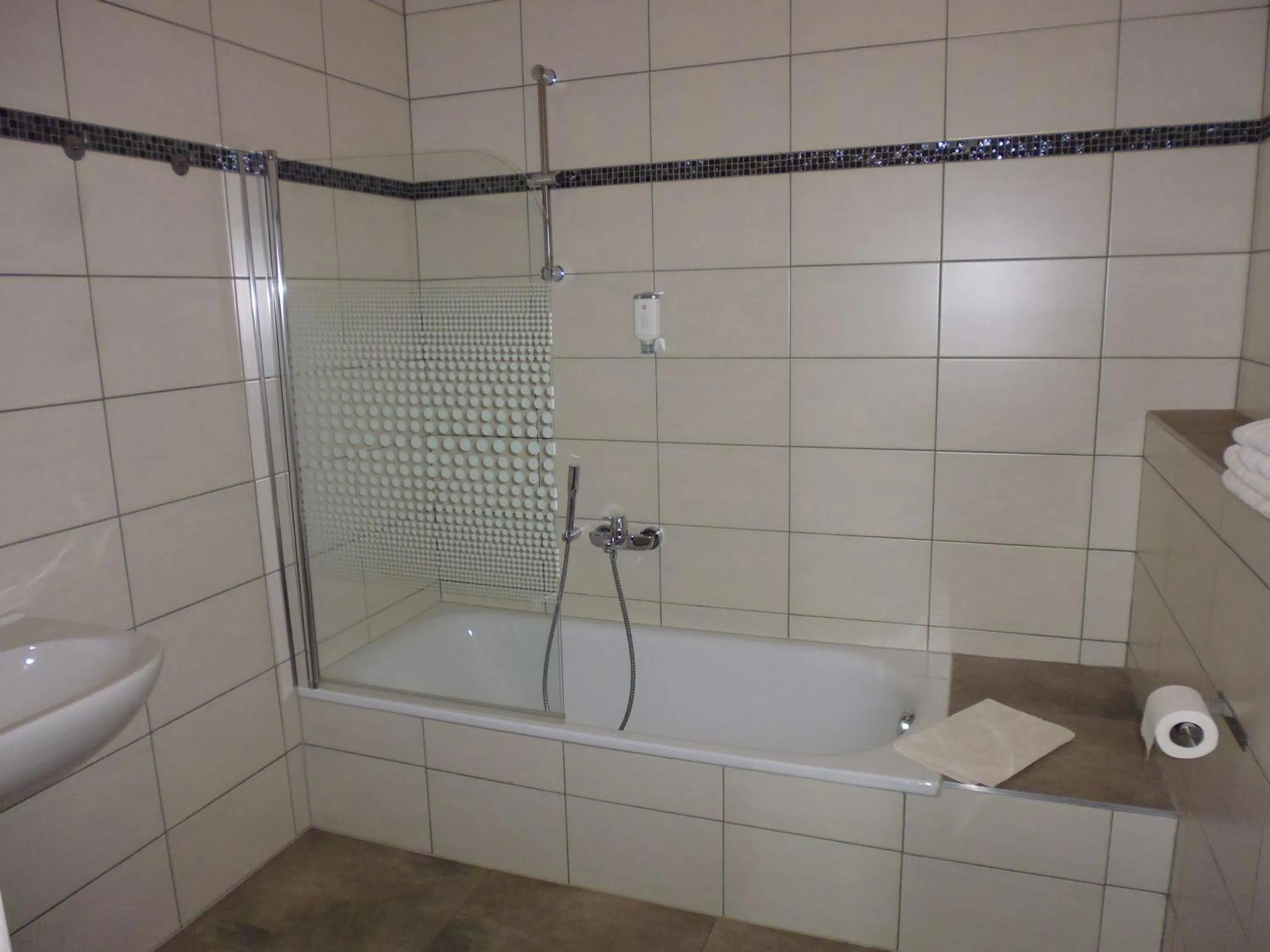 Bathroom in B&B V.K. PGmbH