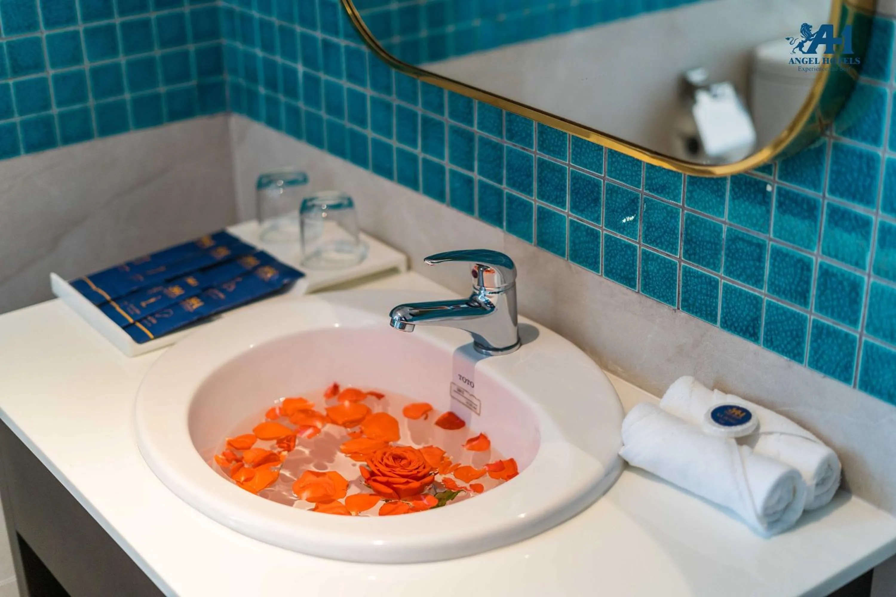 Shower in Angel Hotels Beach Danang
