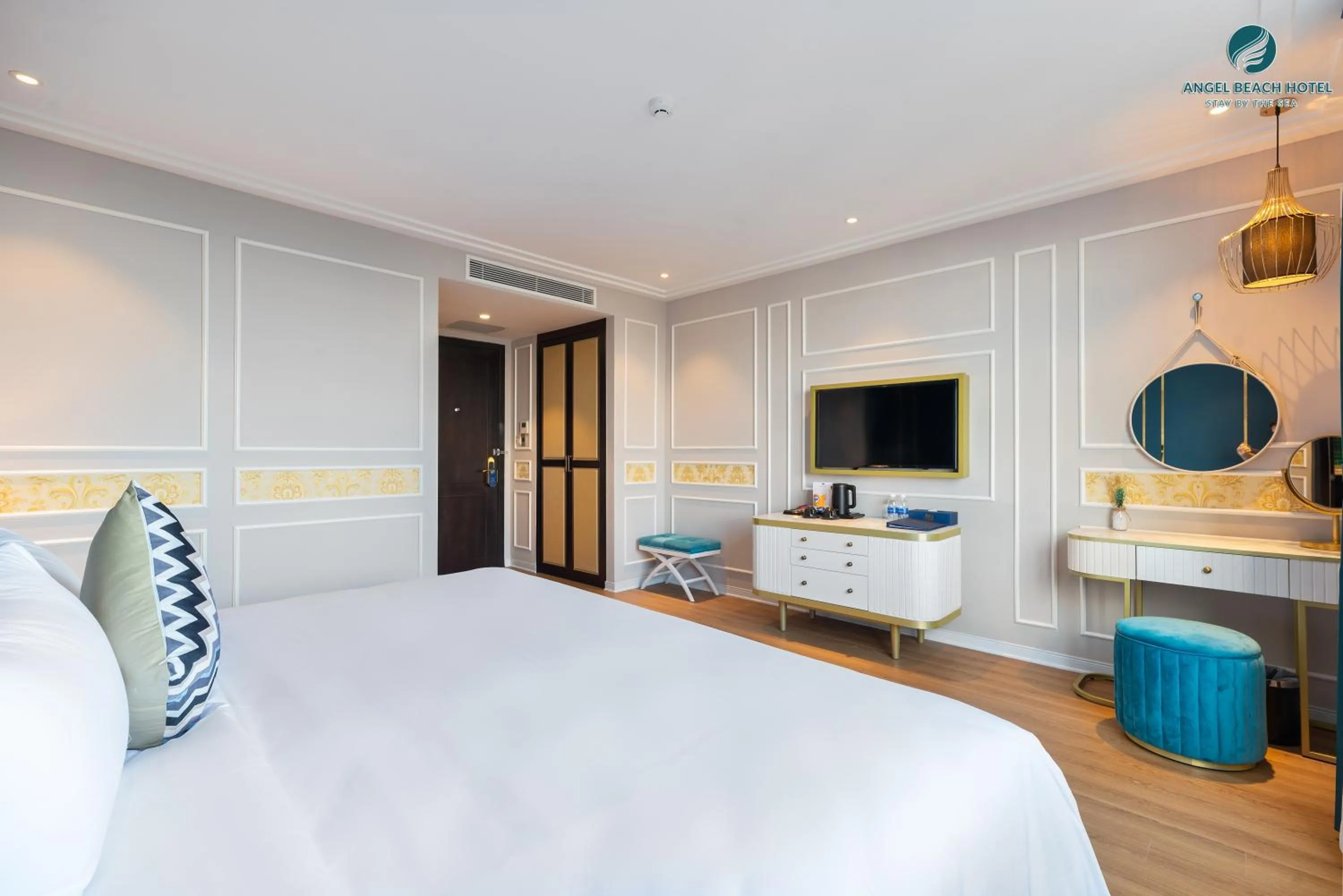 Property building, Bed in Angel Beach Hotel Danang