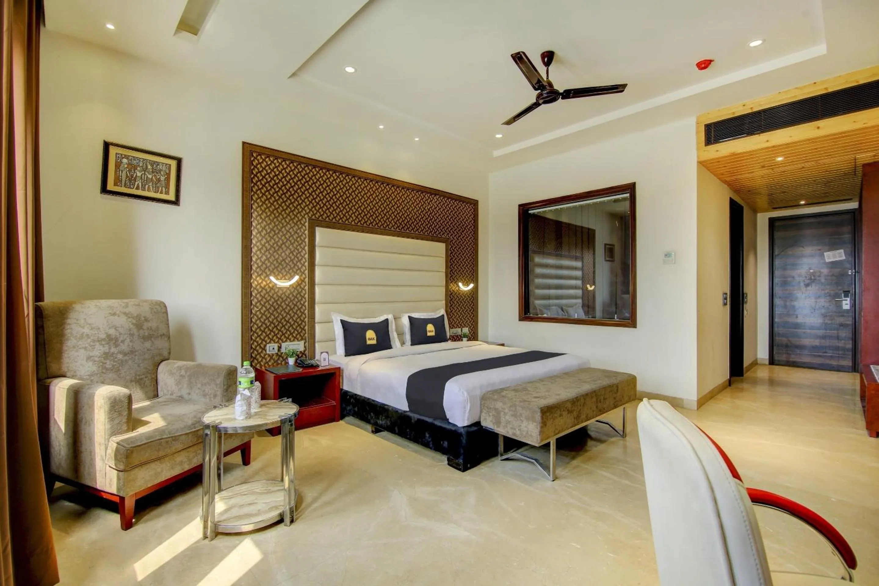 Bedroom, Bed in Super Townhouse OAK Hotel C Pearls