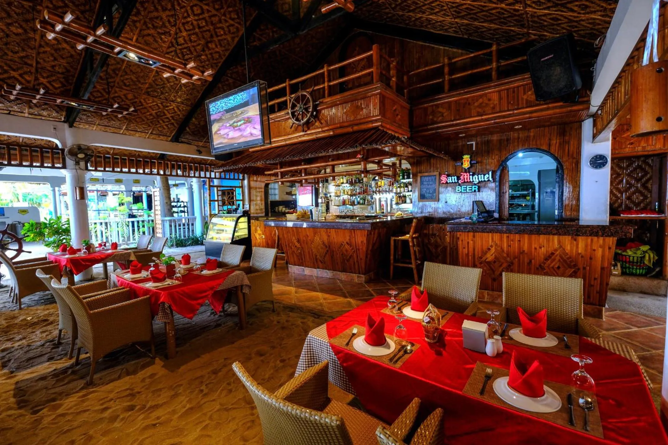 Restaurant/places to eat in Malapascua Exotic Island Dive Resort