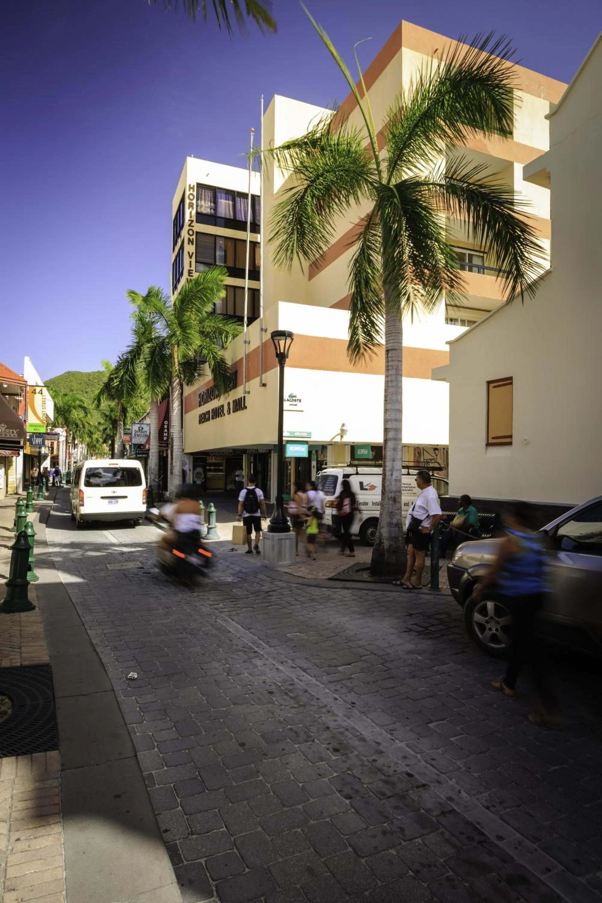 Facade/entrance in Horizon View Beach Hotel