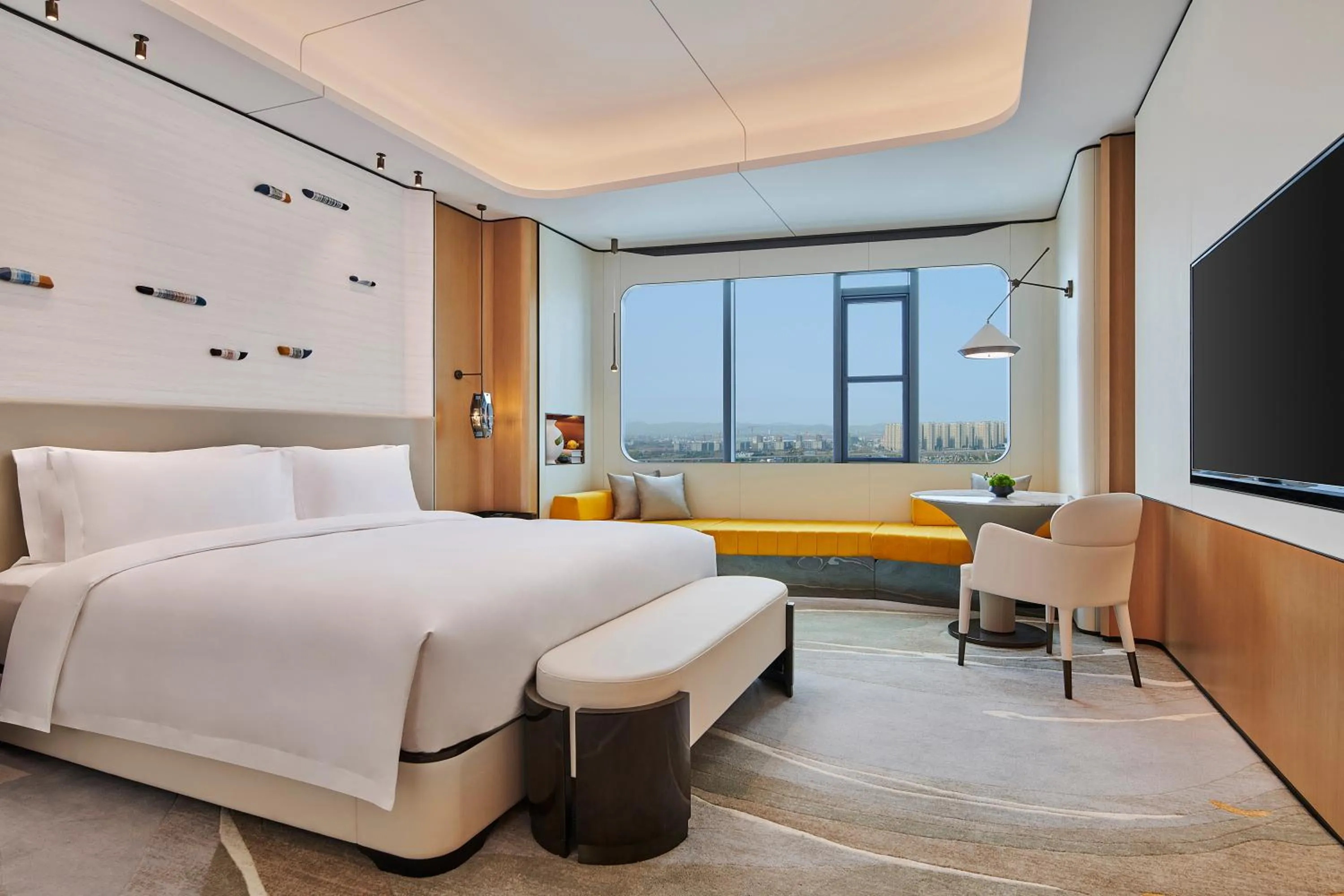 Living room, Bed in Wyndham Garden Nanjing Airport