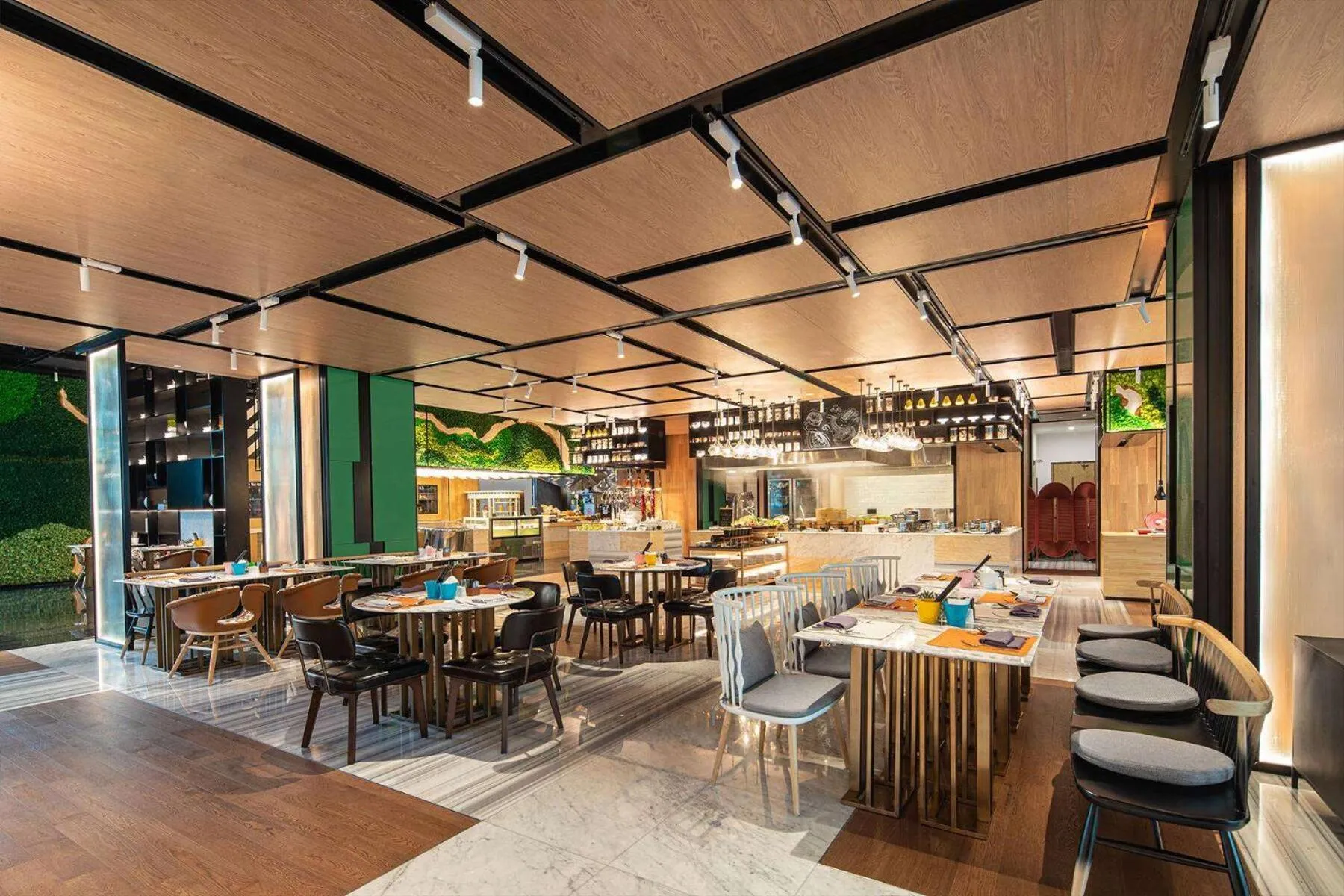 Restaurant/places to eat in Wyndham Garden Nanjing Airport