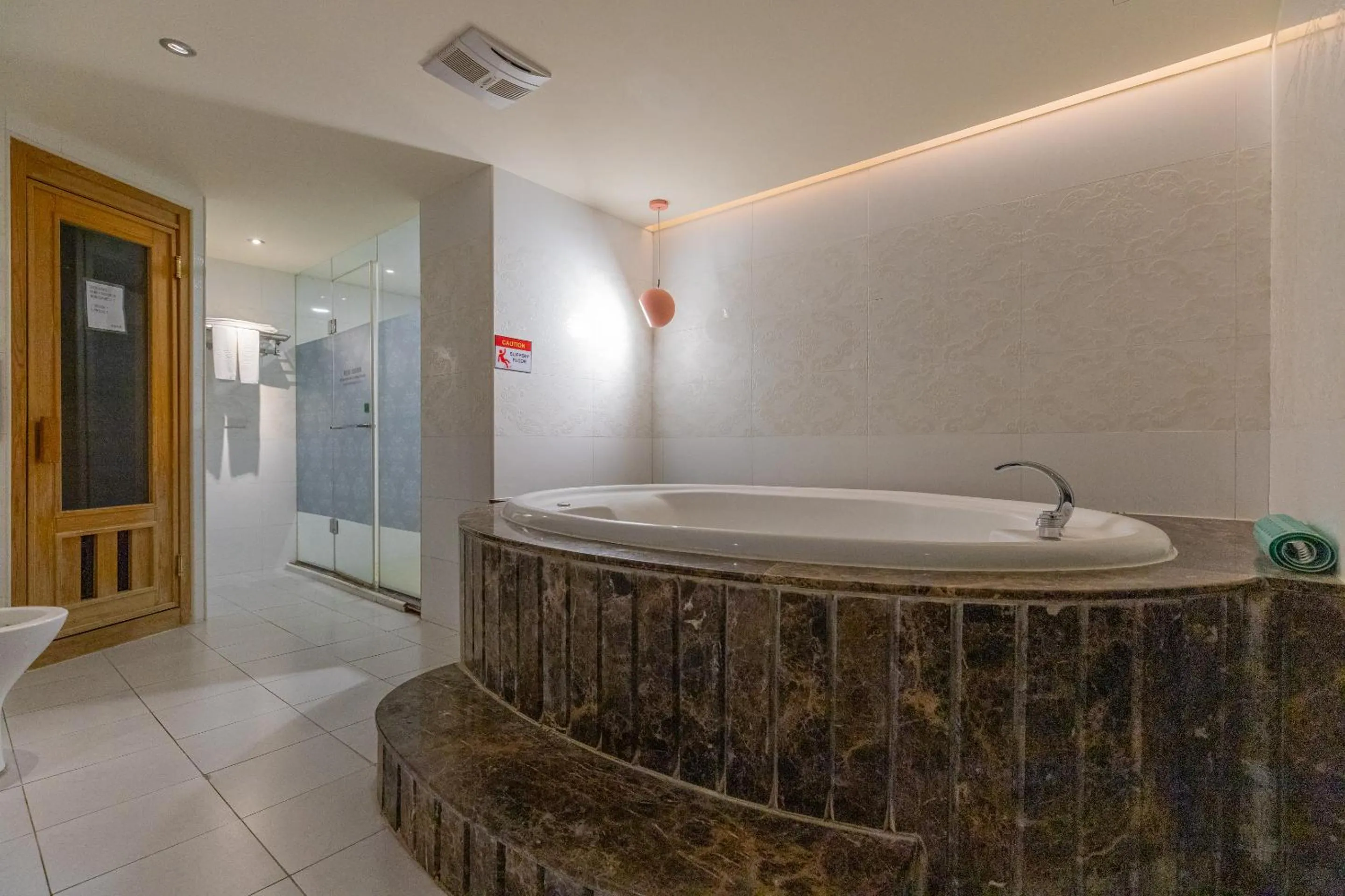 里萊行旅 - Lilai Motel