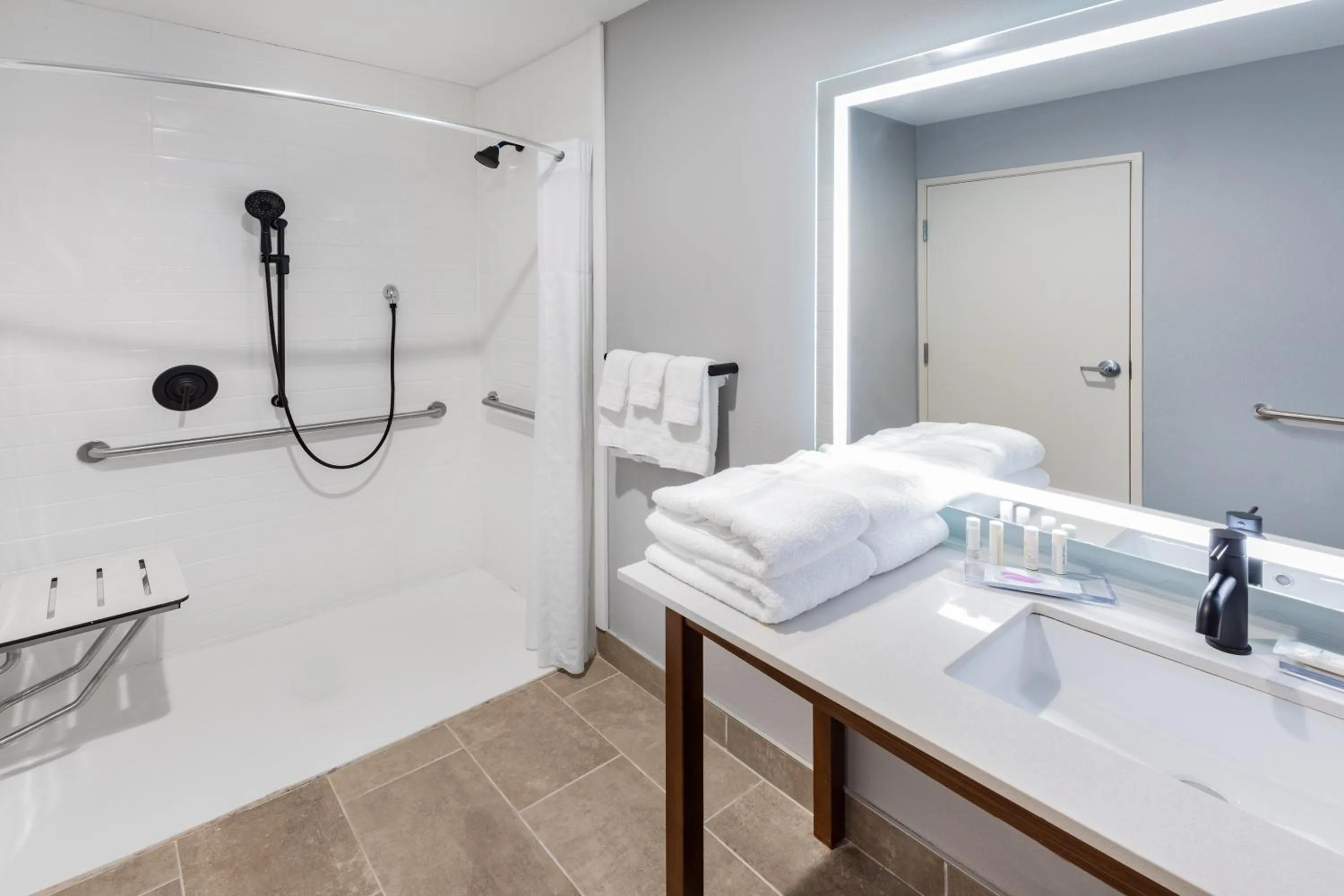 Bathroom in Hawthorn Extended Stay by Wyndham Oklahoma City Airport