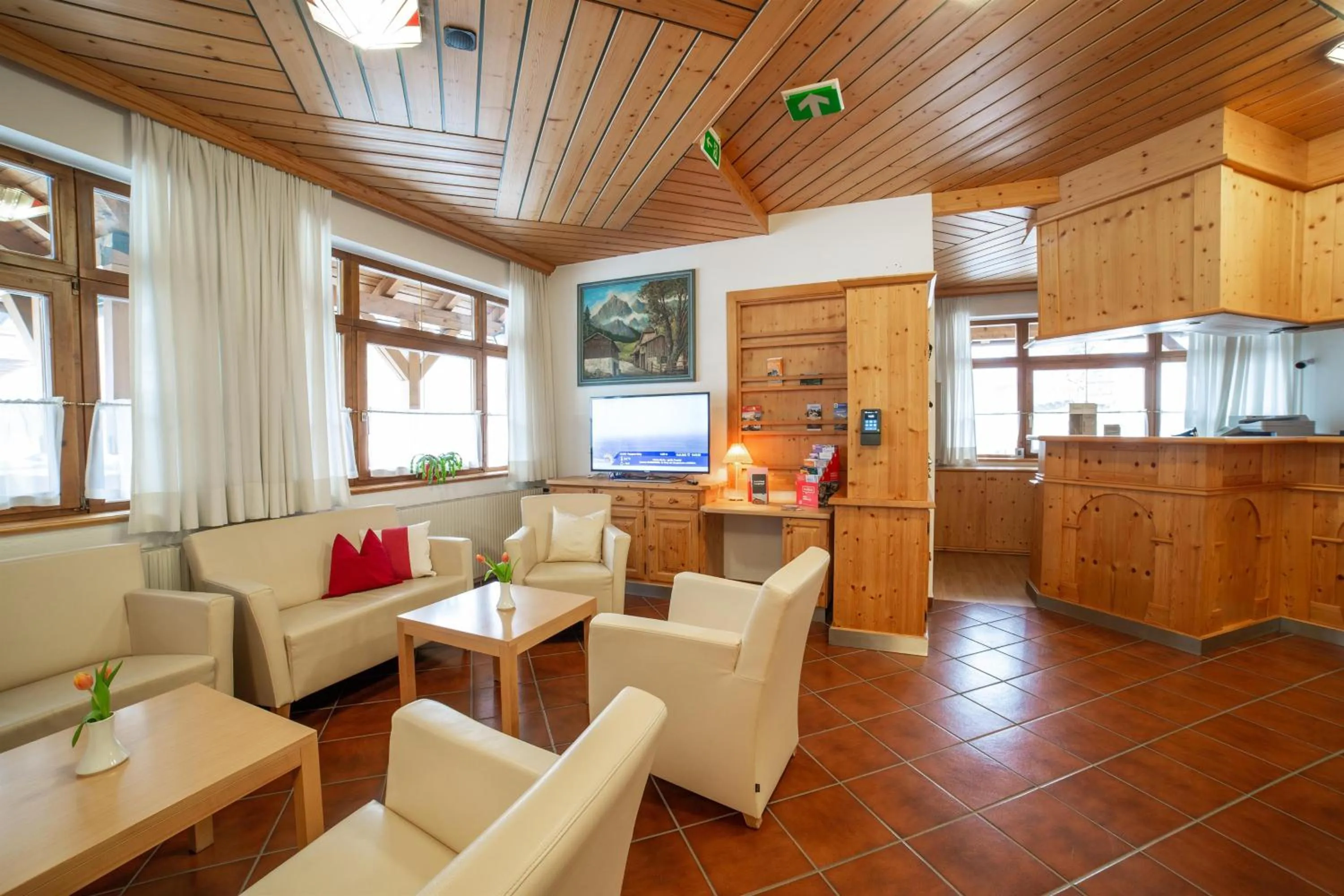 Lobby or reception in Hotel Alpenblick