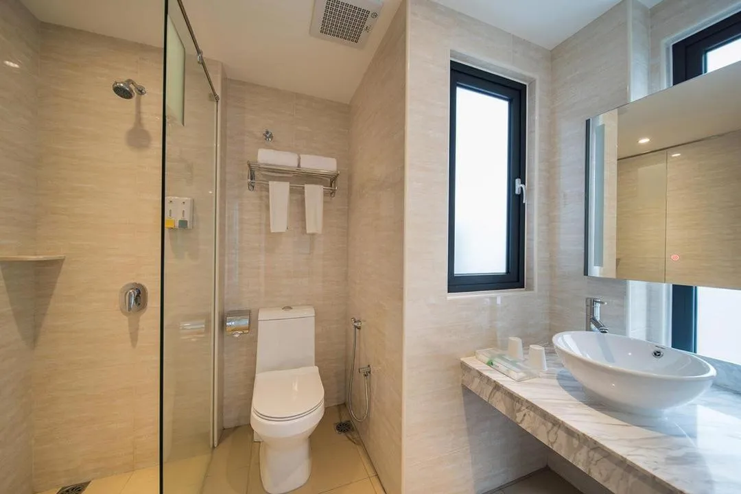 Toilet in Ramada Encore by Wyndham Chinatown Kuala Lumpur