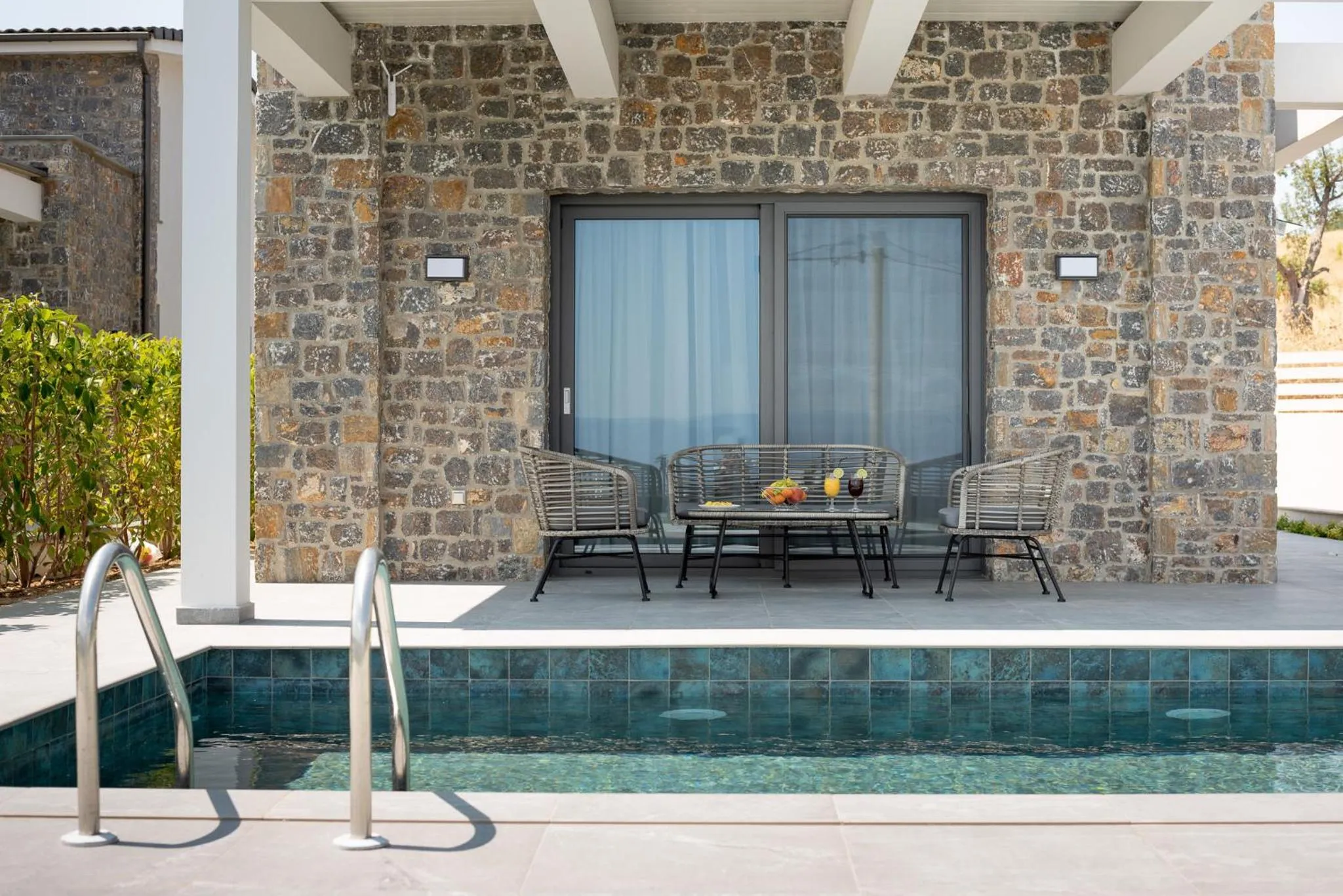 Swimming pool in Terra Olivia Luxury Villas and Suites