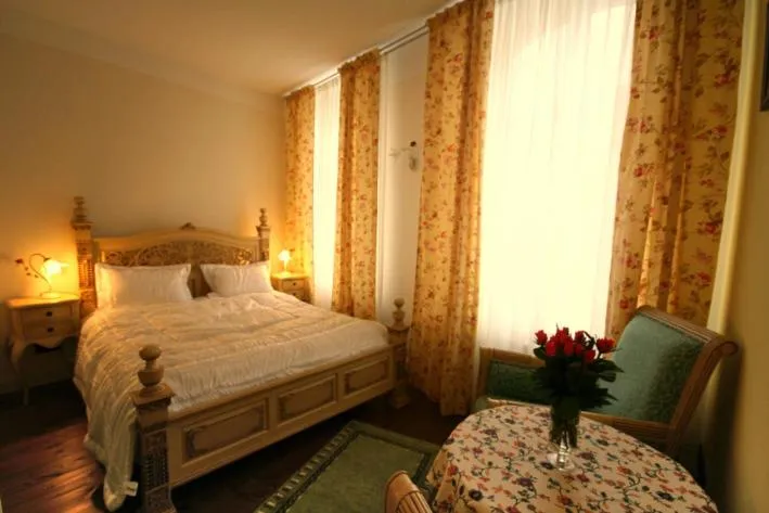 Photo of the whole room, Bed in Hotel Denkmal 13 Wismar