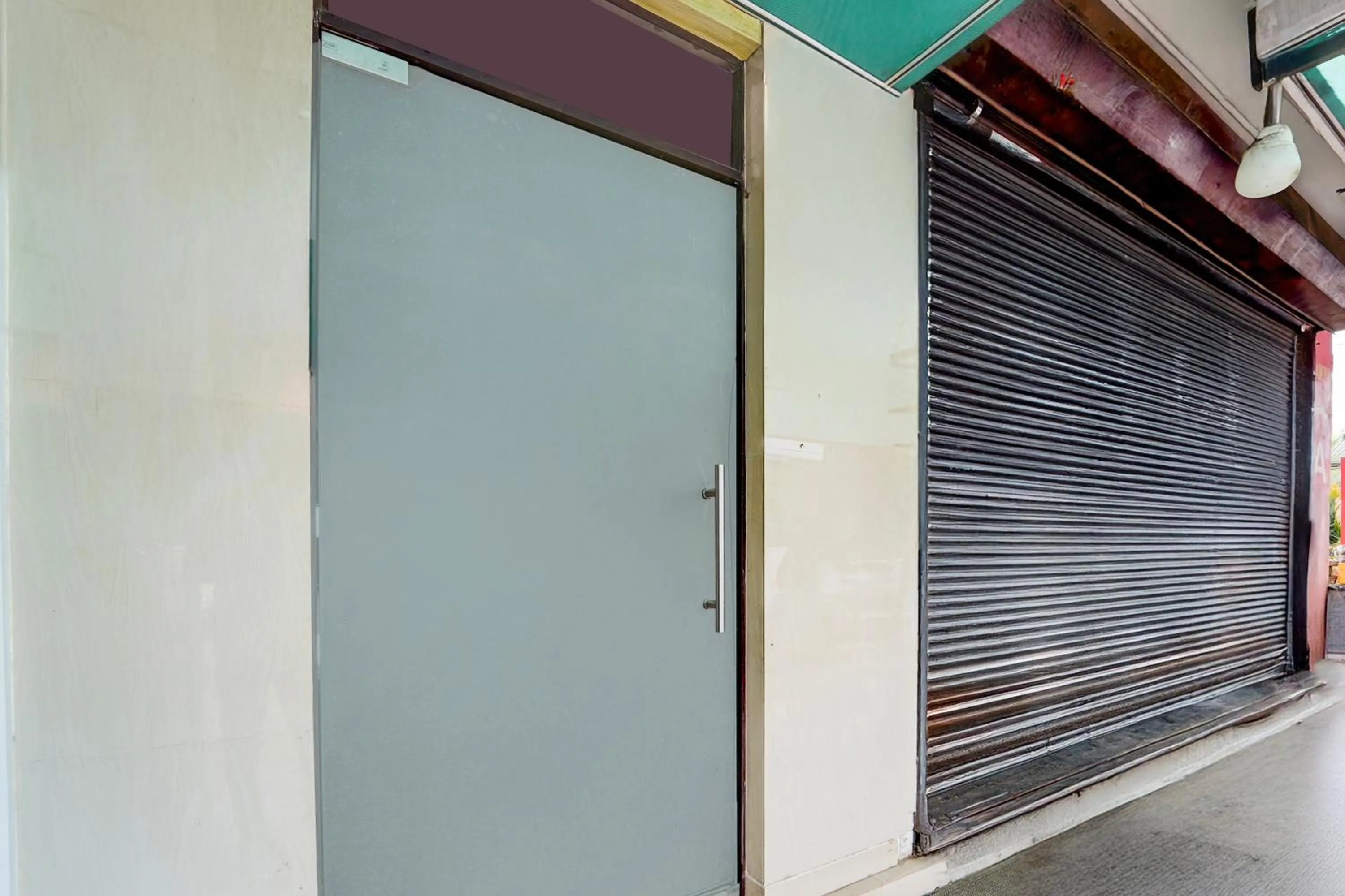 Facade/entrance in Hotel O Kollamkudimughal Kakkanad Formerly Diamond Inn