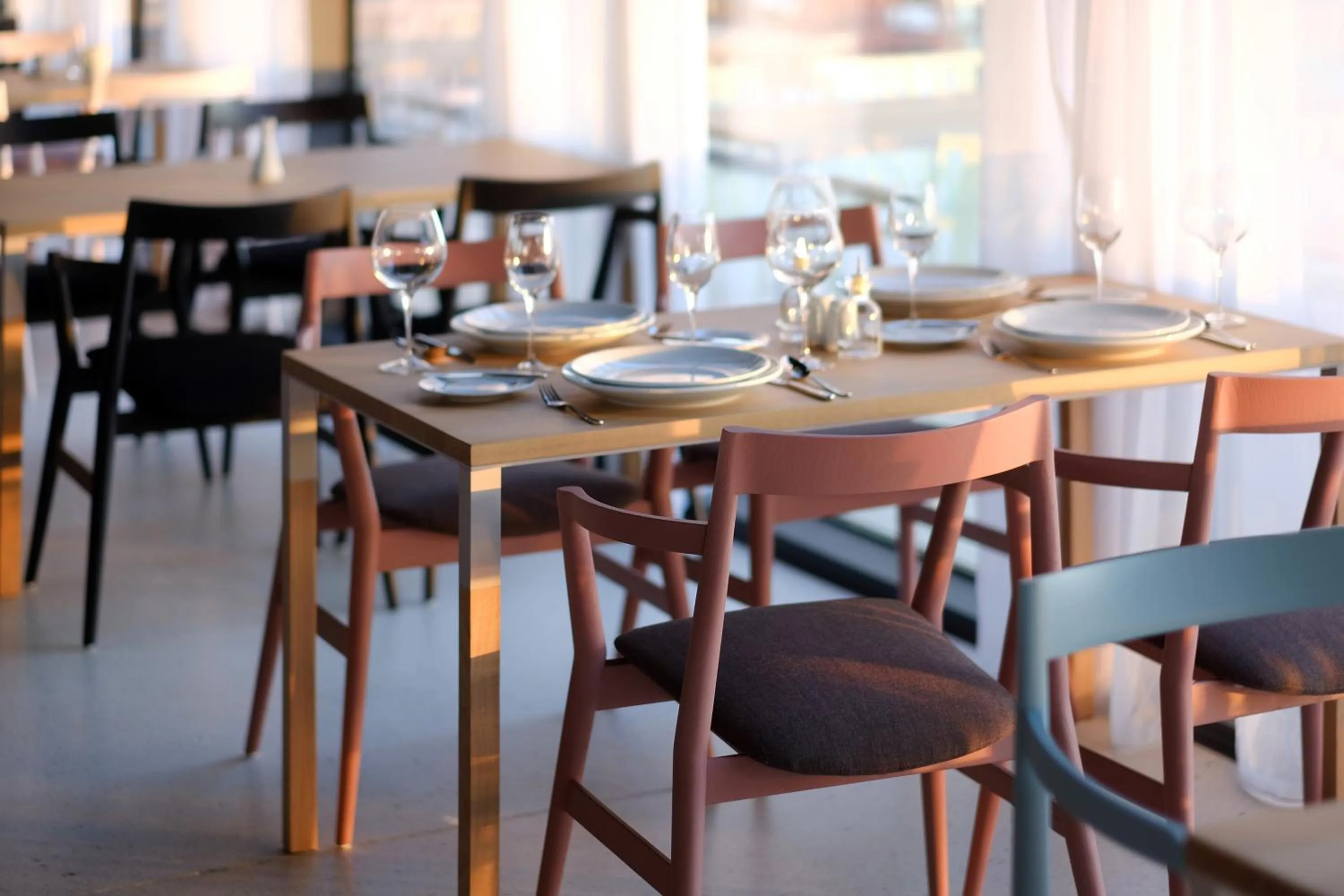 Restaurant/places to eat in Hotel Osmolis